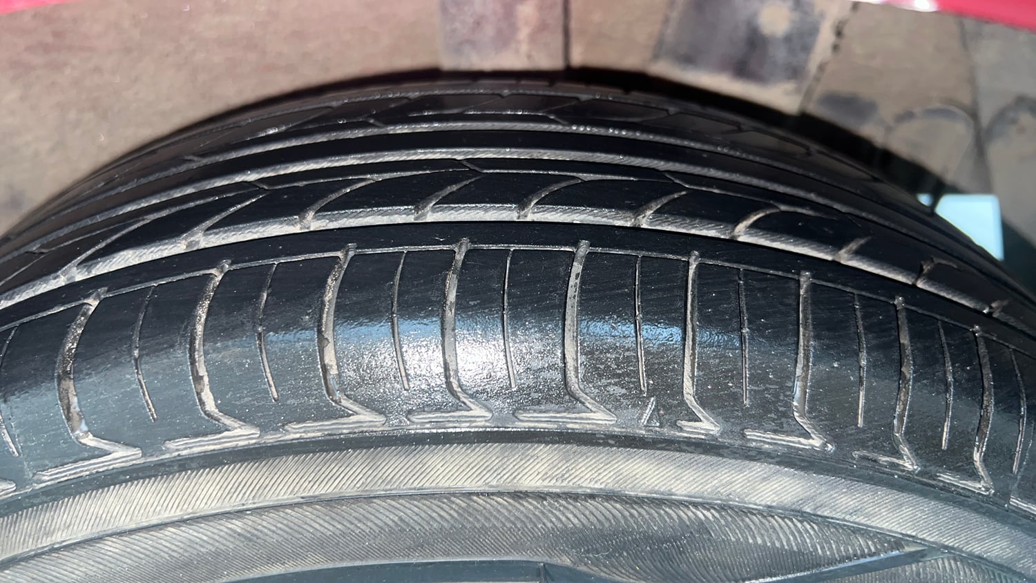 Used 2015 Hyundai Grand i10 Sportz 1.2 Kappa VTVT Petrol Manual tyres LEFT REAR TYRE TREAD VIEW