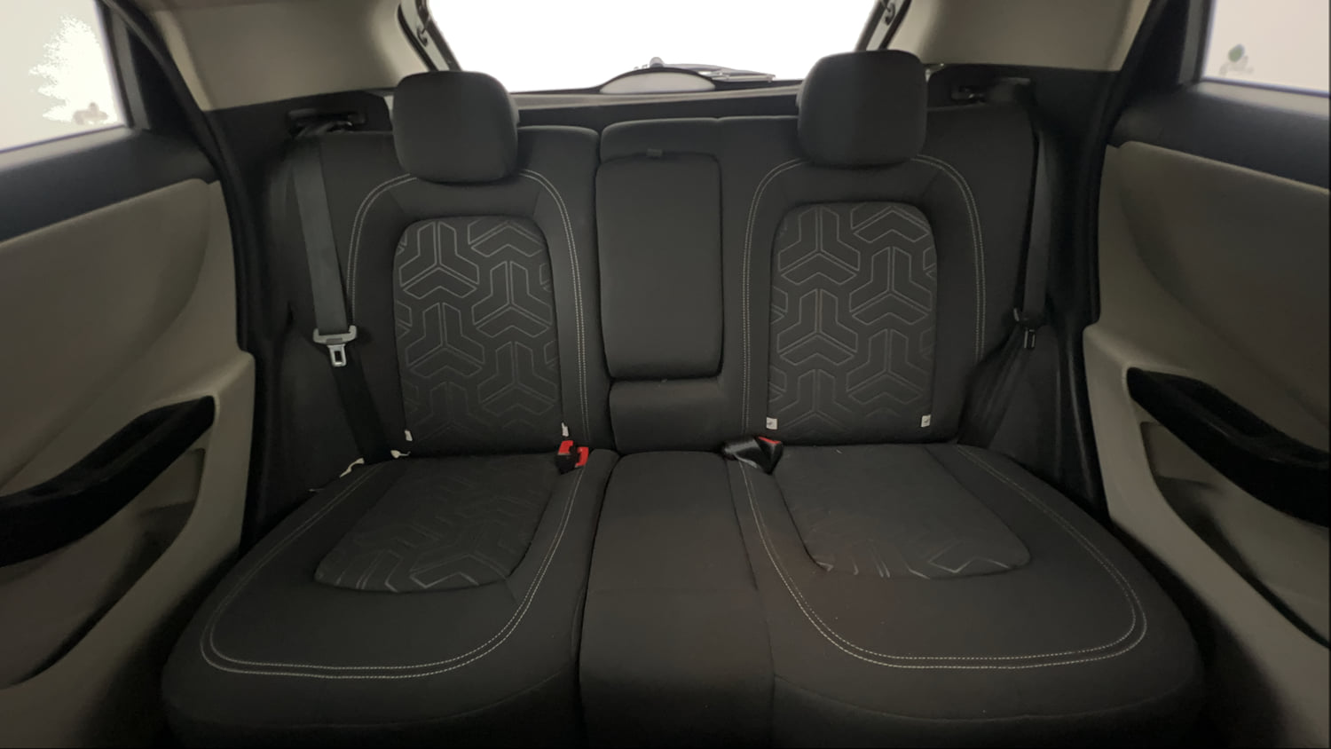 Used 2020 Tata Nexon XZ Plus (O) Dual Tone Petrol Manual interior REAR SEAT CONDITION VIEW