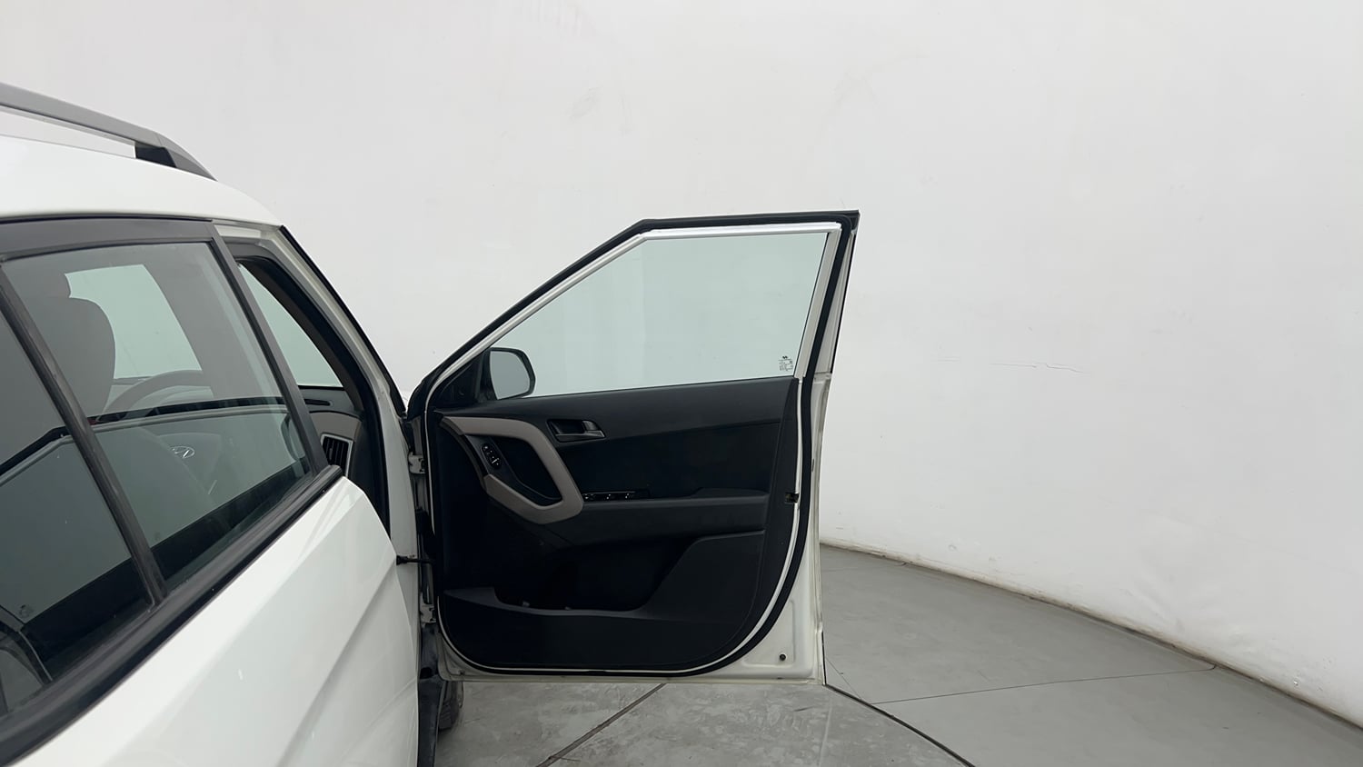 Used 2017 Hyundai Creta SX Plus 1.6 CRDI Diesel Manual interior RIGHT FRONT DOOR OPEN VIEW