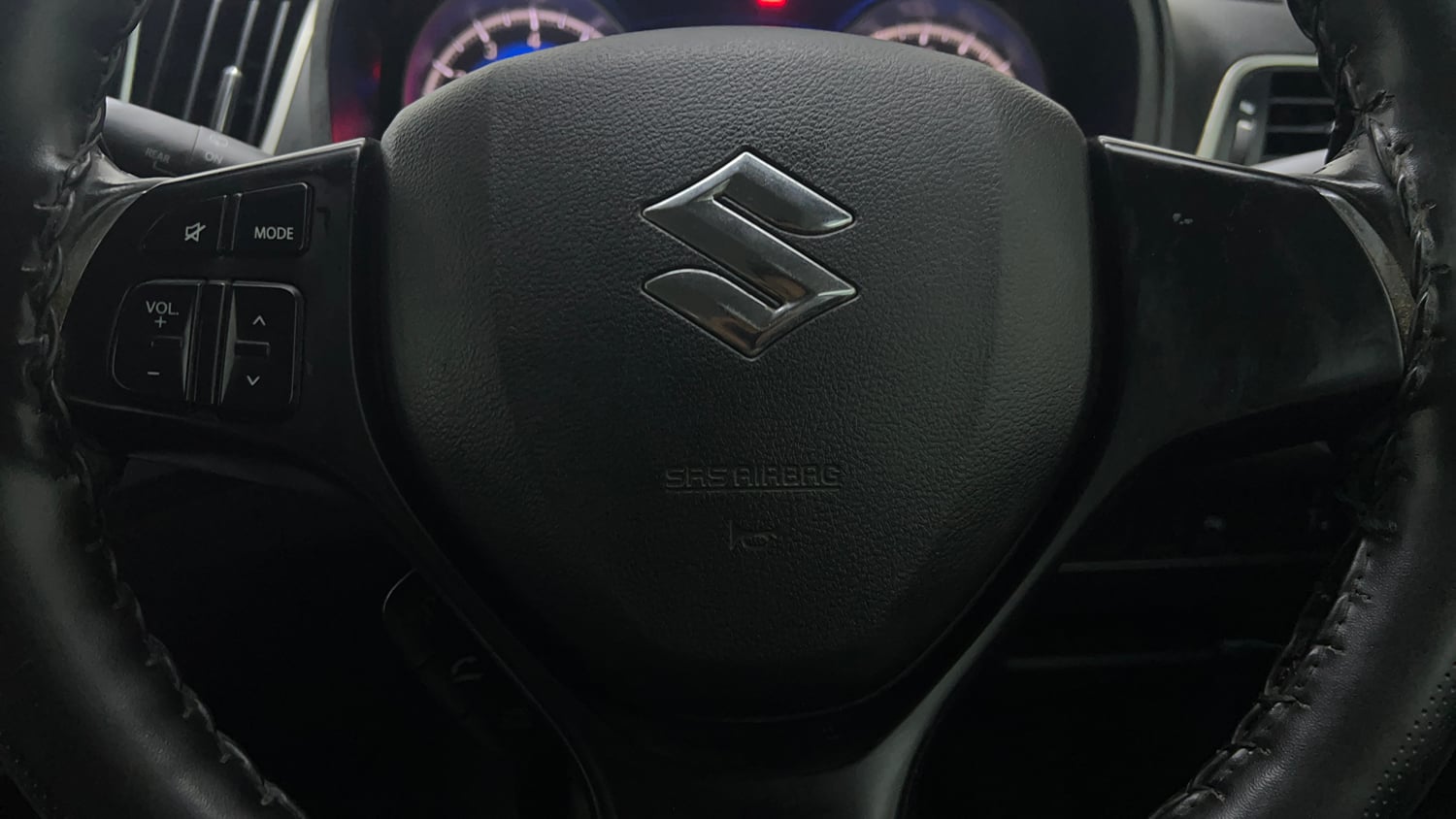 Used 2018 Maruti Suzuki Baleno Alpha 1.2 Petrol Manual top_features Airbags