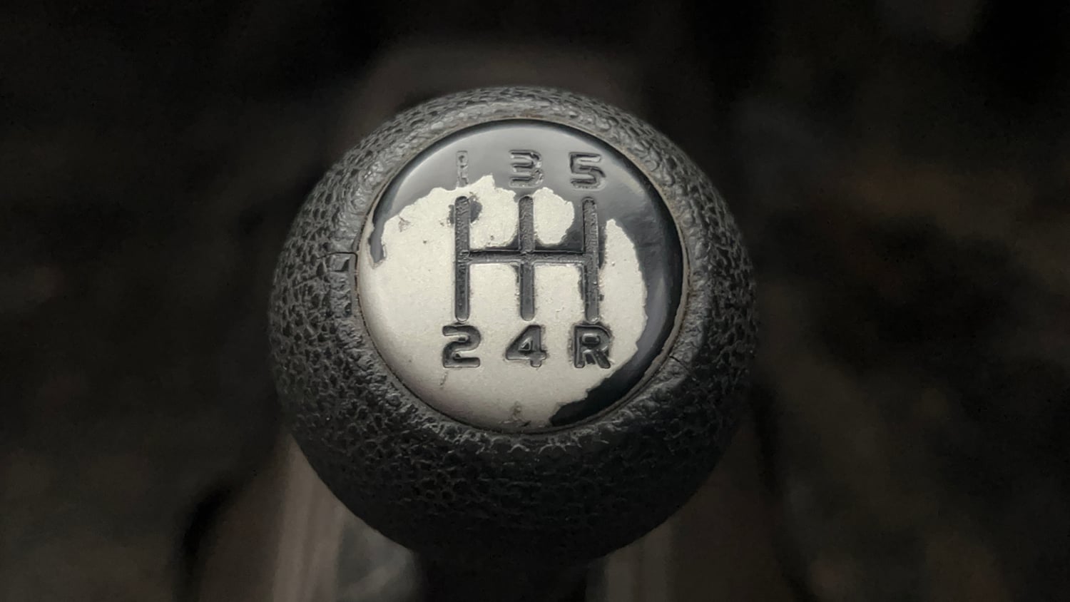 Used 2012 Maruti Suzuki Estilo LXi BS-IV Petrol Manual interior GEAR  KNOB VIEW