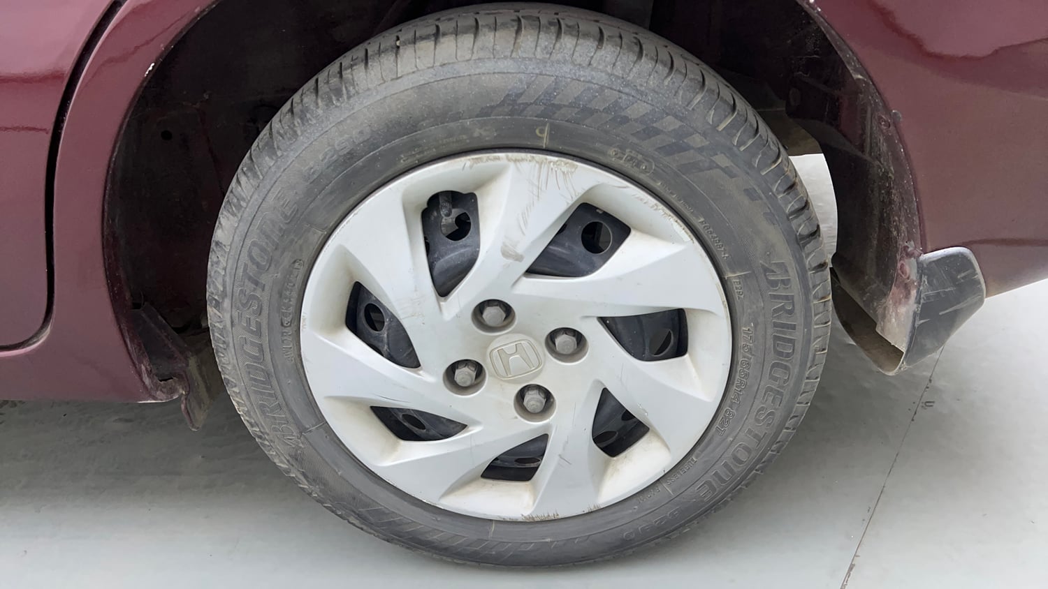 Used 2018 Honda Amaze 1.5 SX i-DTEC Diesel Manual tyres LEFT REAR TYRE RIM VIEW