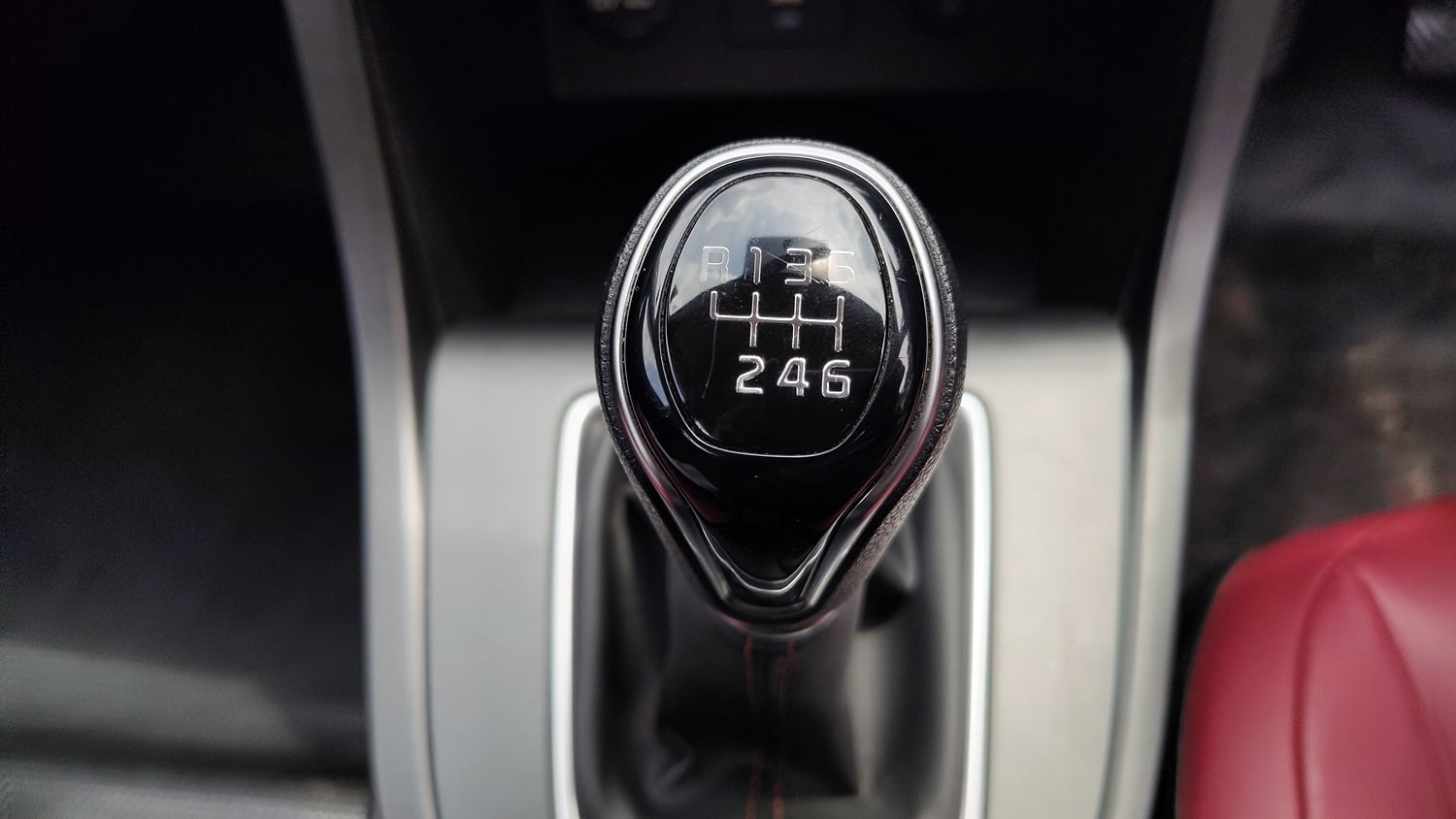 Used 2023 Hyundai Creta S Plus 1.5 Petrol Knight Petrol Manual interior GEAR  KNOB VIEW