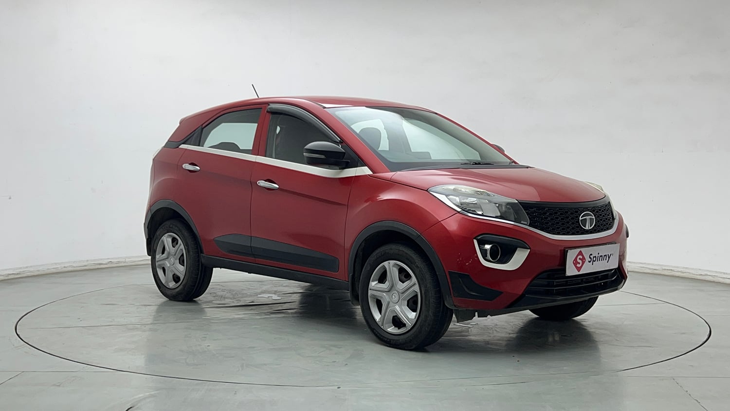 Used 2019 Tata Nexon XMA Diesel Diesel Automatic exterior RIGHT FRONT CORNER VIEW