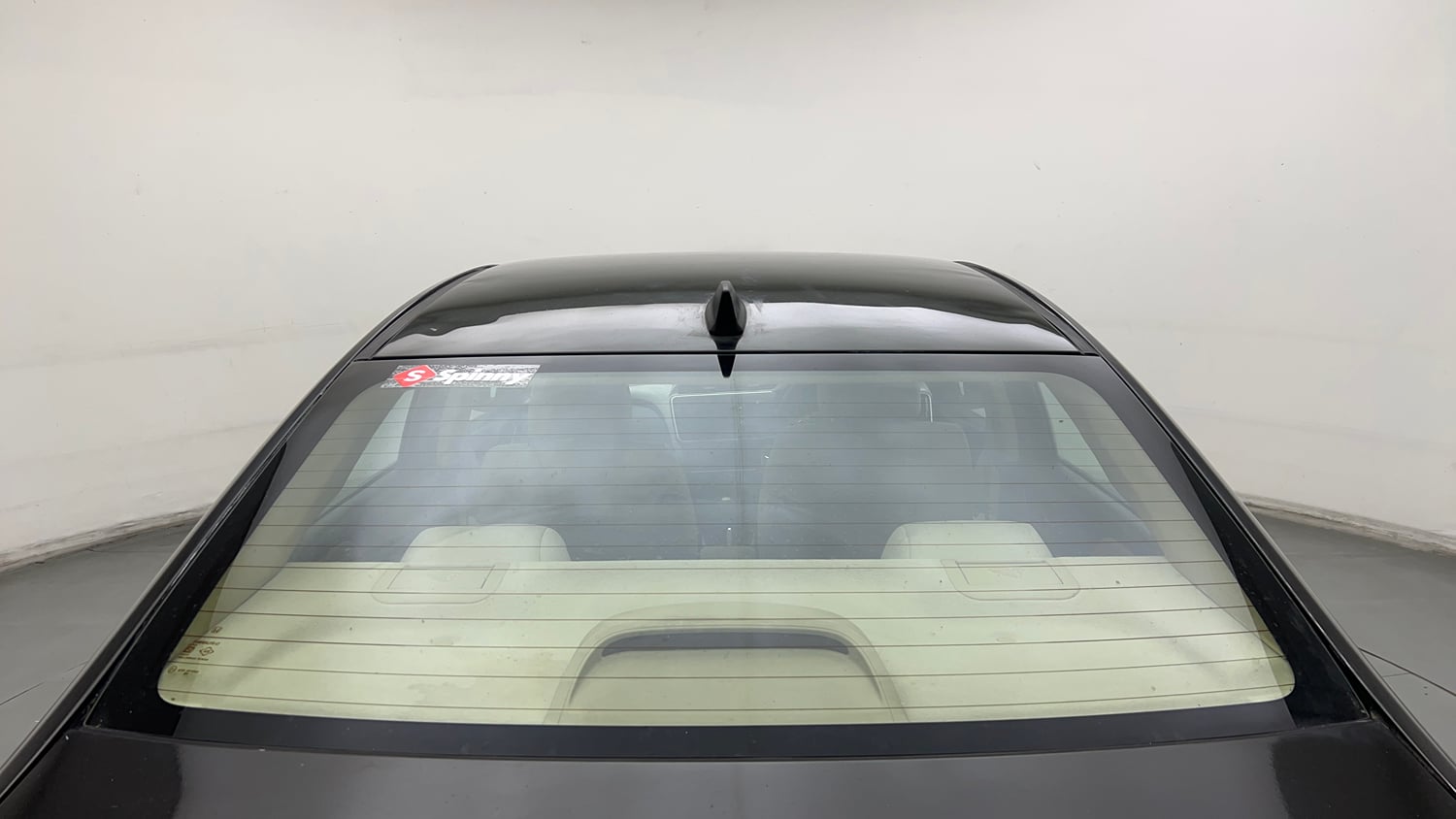 Used 2017 Honda City V Petrol Petrol Manual exterior BACK WINDSHIELD VIEW