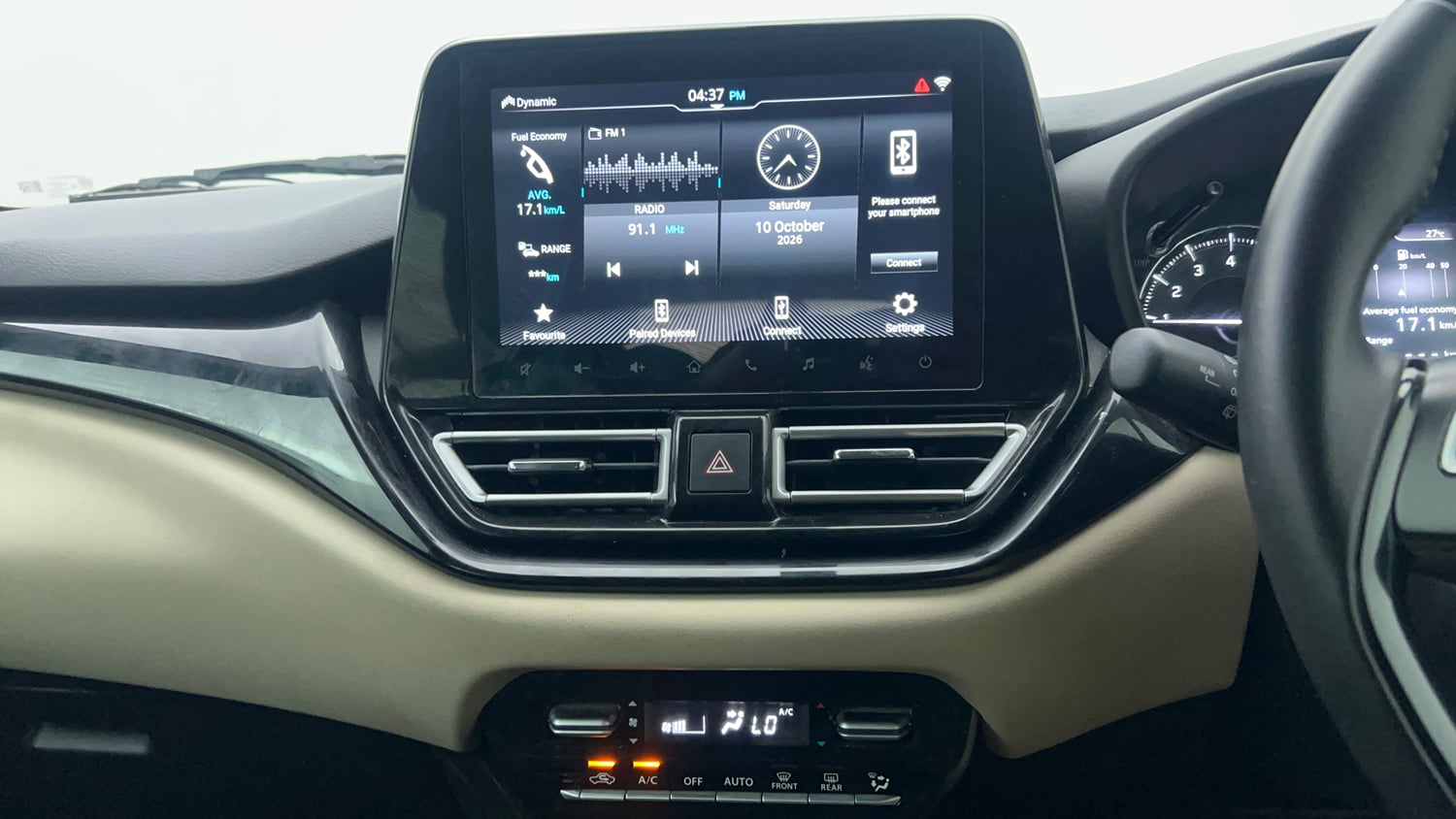 Used 2023 Toyota Glanza V Petrol Manual interior MUSIC SYSTEM & AC CONTROL VIEW