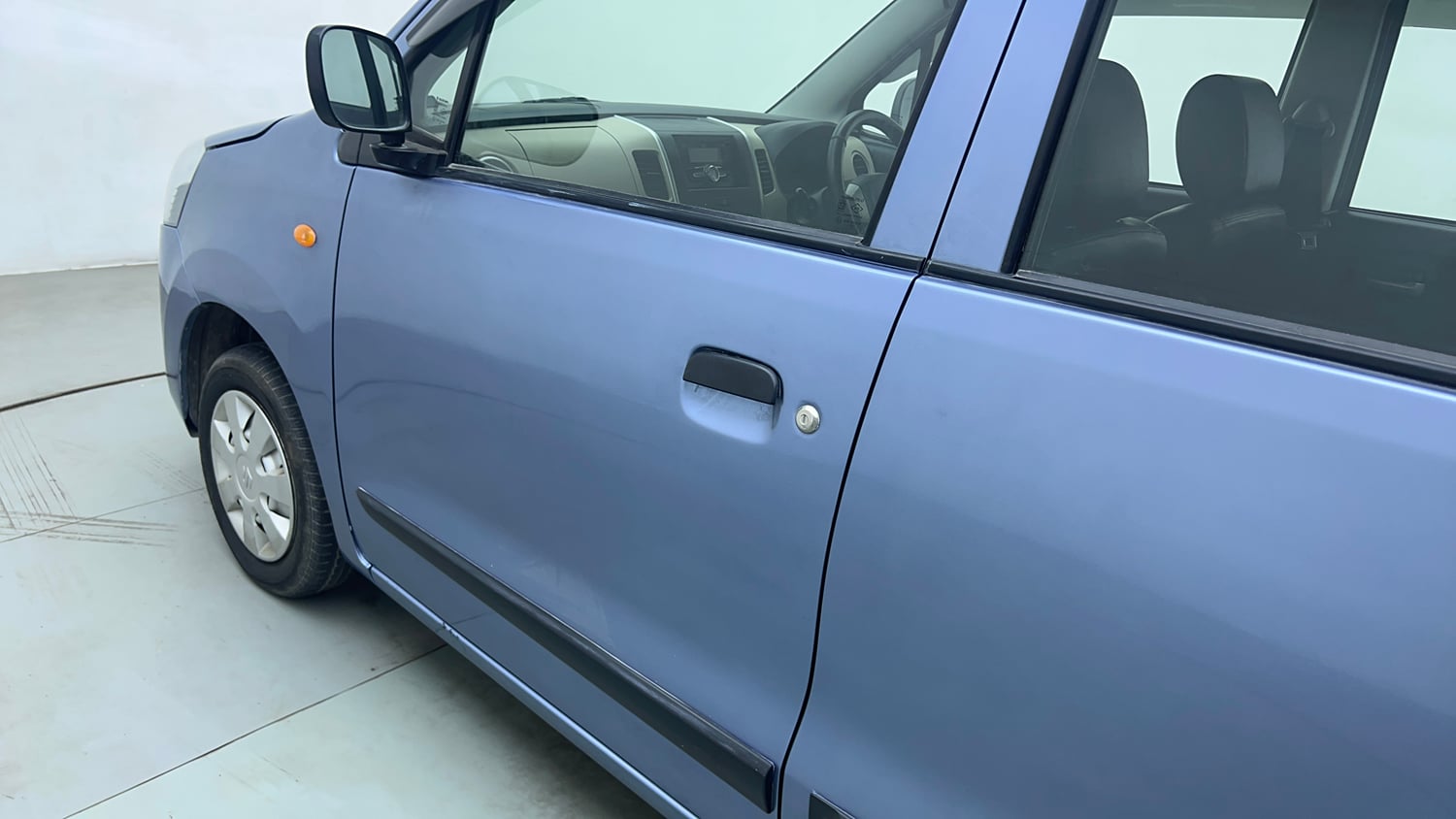 Used 2018 Maruti Suzuki Wagon R LXI CNG Cng Manual dents MINOR DENT