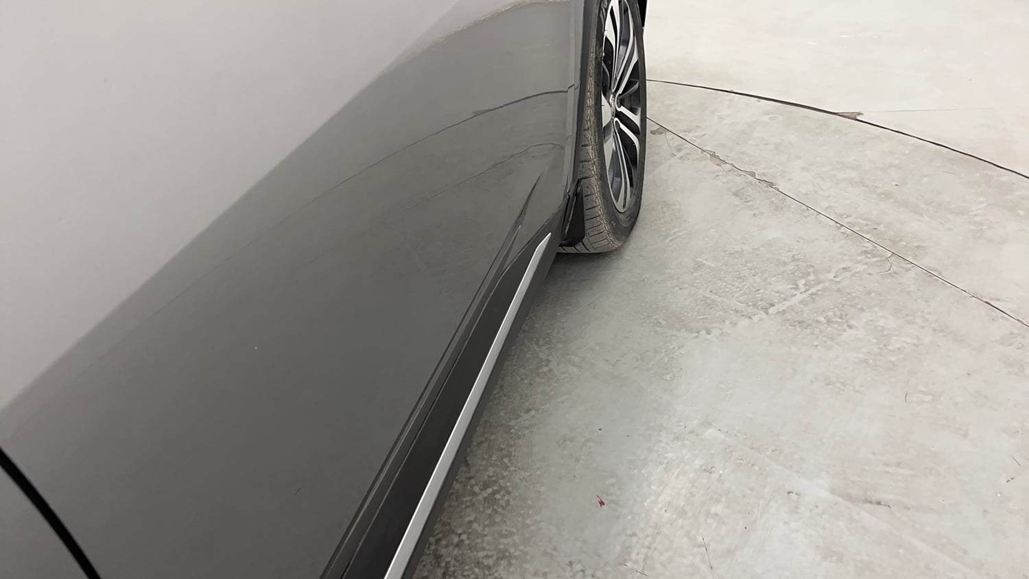 Used 2021 MG Motors Hector Plus Sharp 1.5 Petrol Turbo CVT 6-STR Petrol Automatic dents MINOR SCRATCH