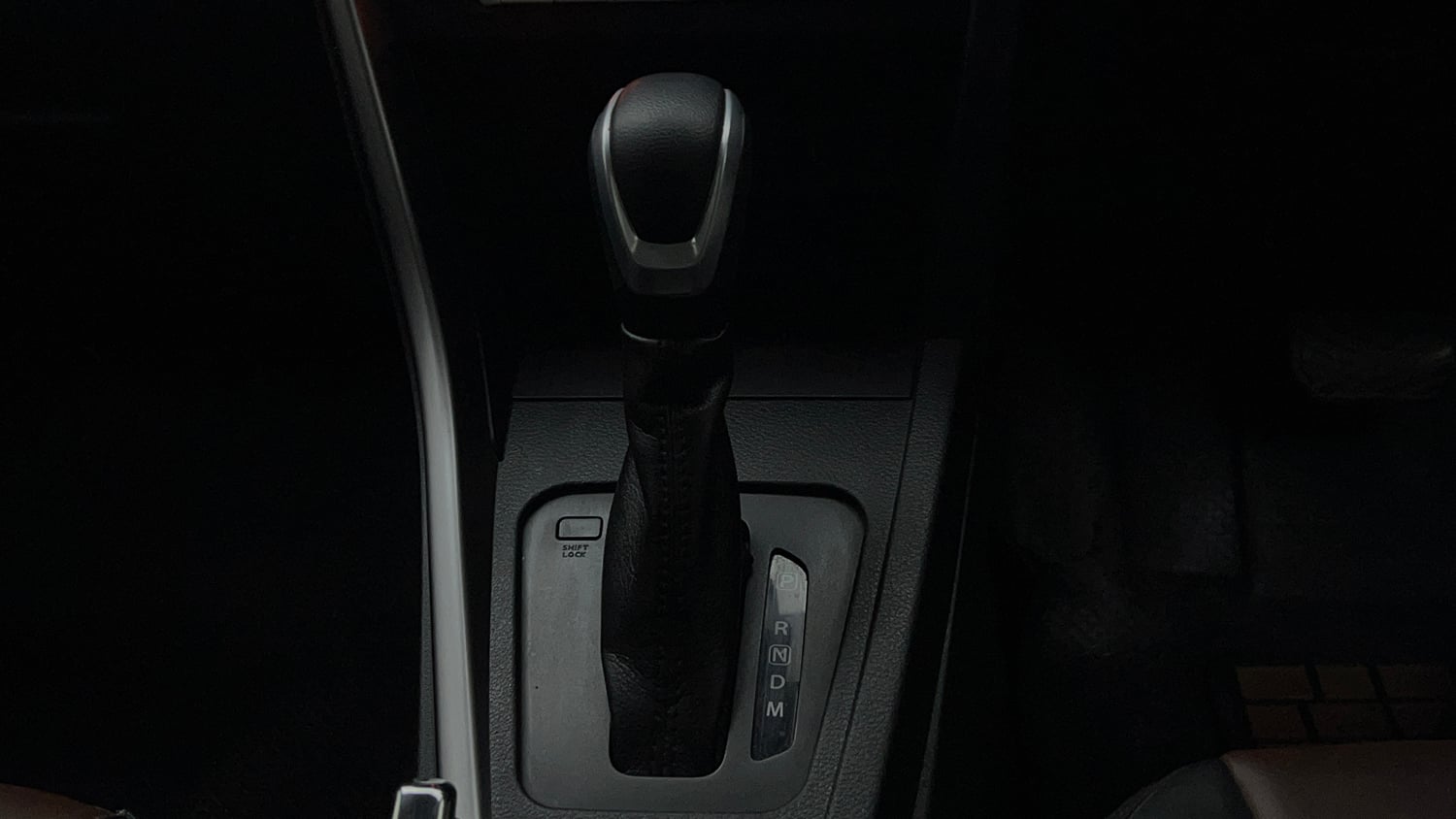 Used 2023 Maruti Suzuki Brezza ZXi AT Petrol Automatic interior GEAR  KNOB VIEW