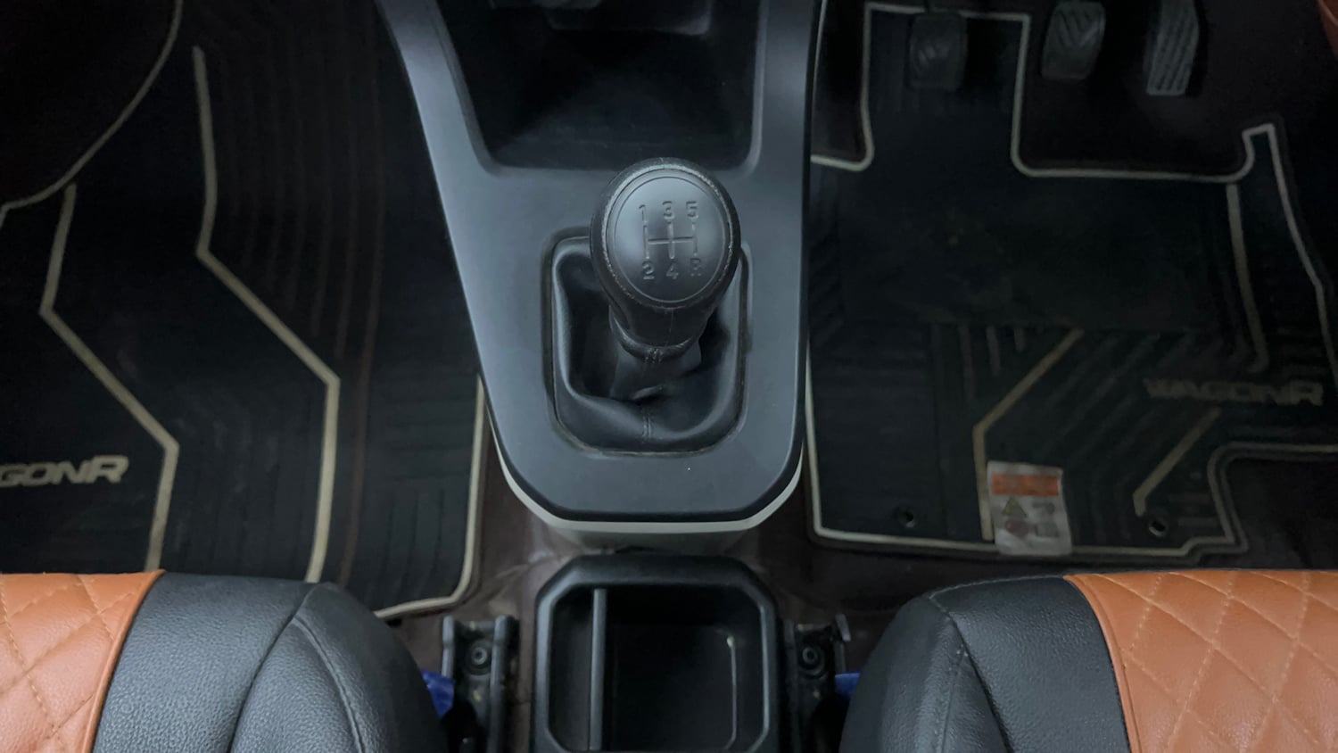 Used 2021 Maruti Suzuki Wagon R LXi 1.0 CNG Cng Manual interior GEAR  KNOB VIEW