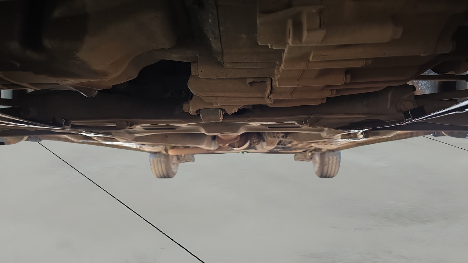 Used 2015 Honda Brio VX AT Petrol Automatic extra FRONT LEFT UNDERBODY VIEW