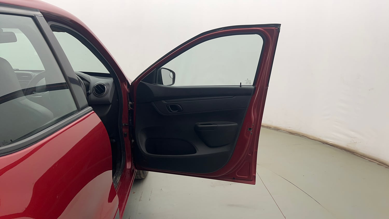Used 2017 Renault Kwid 1.0 RXT AMT Opt Petrol Automatic interior RIGHT FRONT DOOR OPEN VIEW