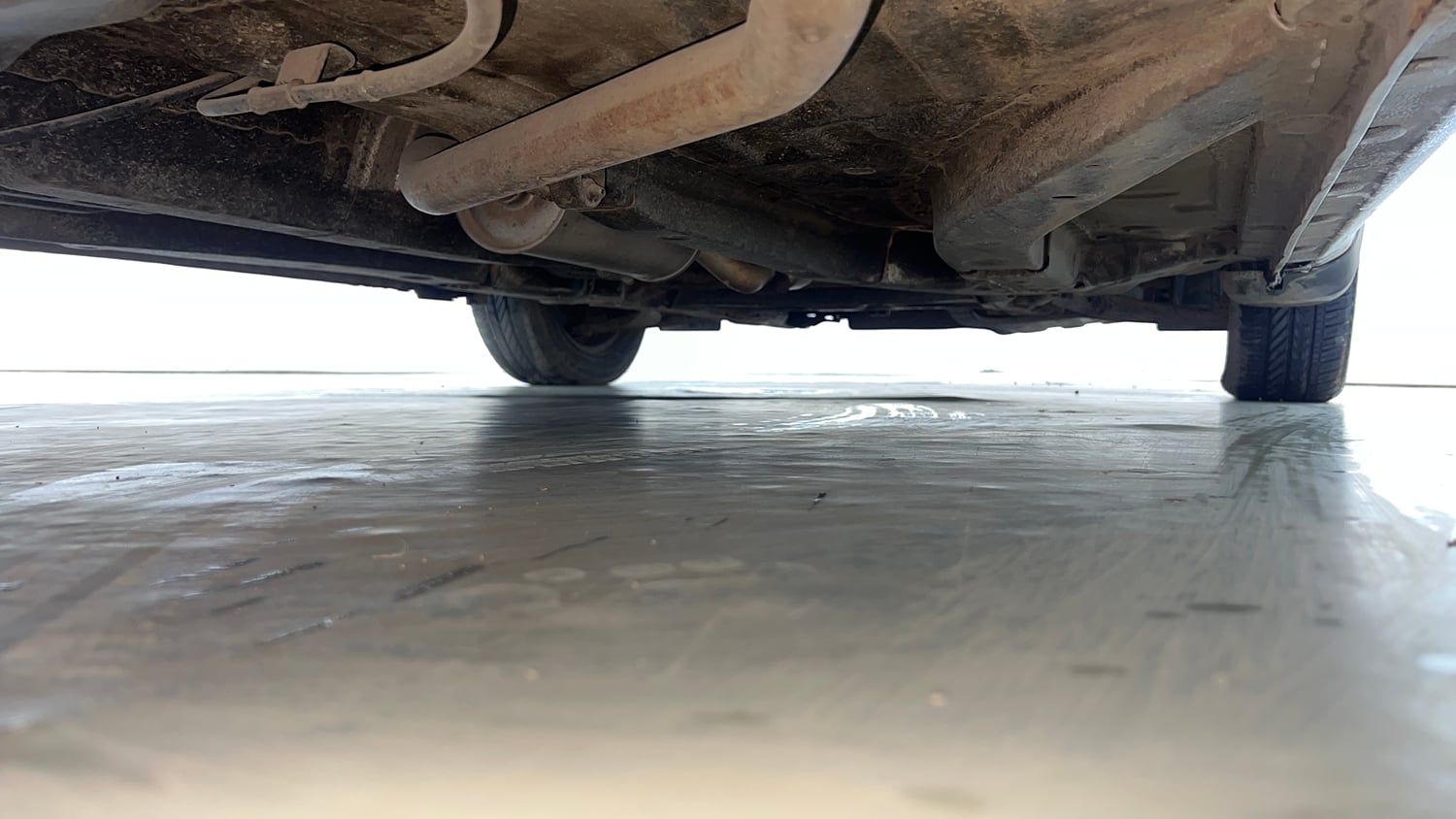 Used 2013 Honda Amaze 1.2 S i-VTEC Petrol Manual extra REAR RIGHT UNDERBODY VIEW