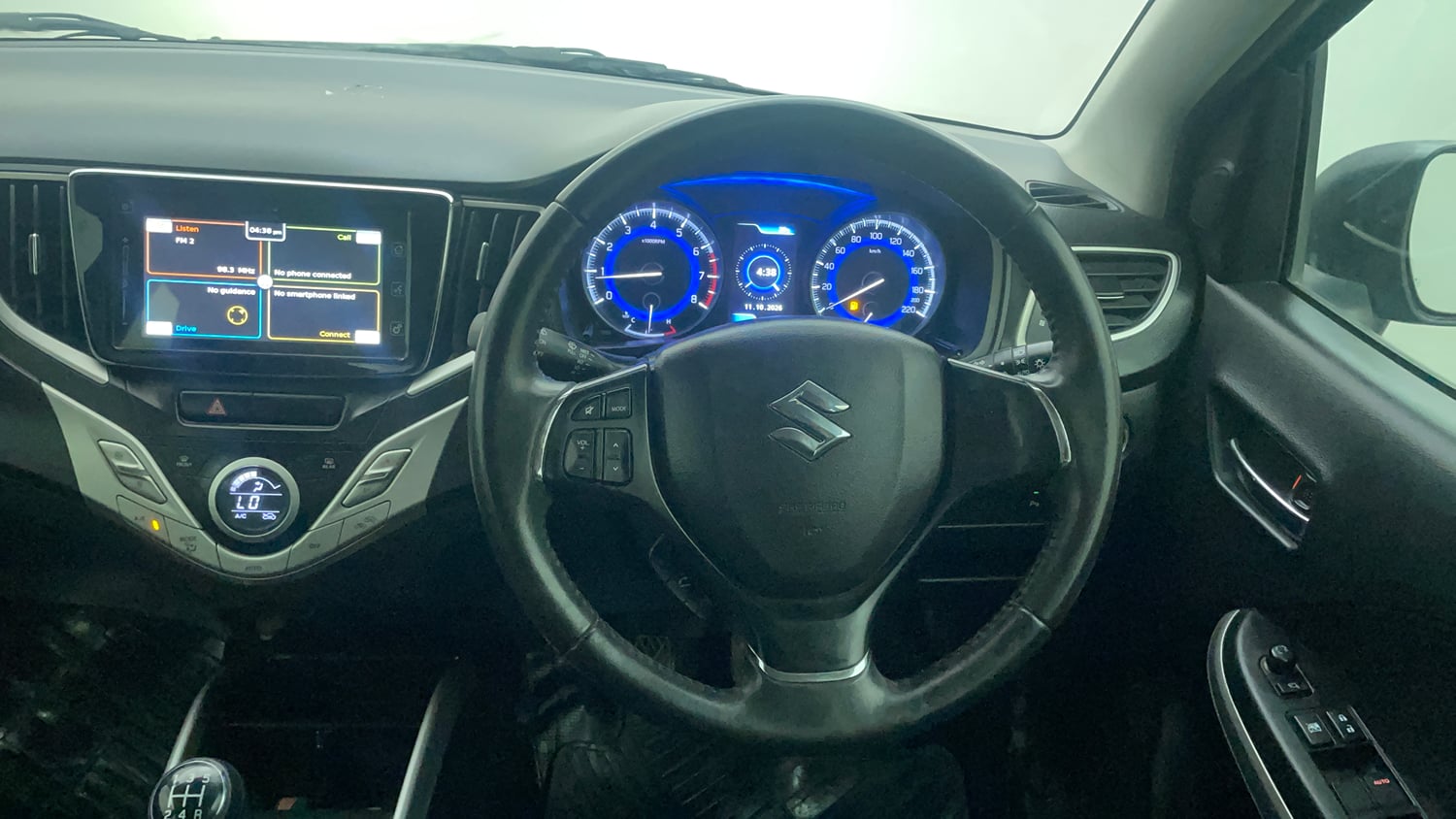 Used 2016 Maruti Suzuki Baleno Alpha 1.2 Petrol Manual interior STEERING VIEW