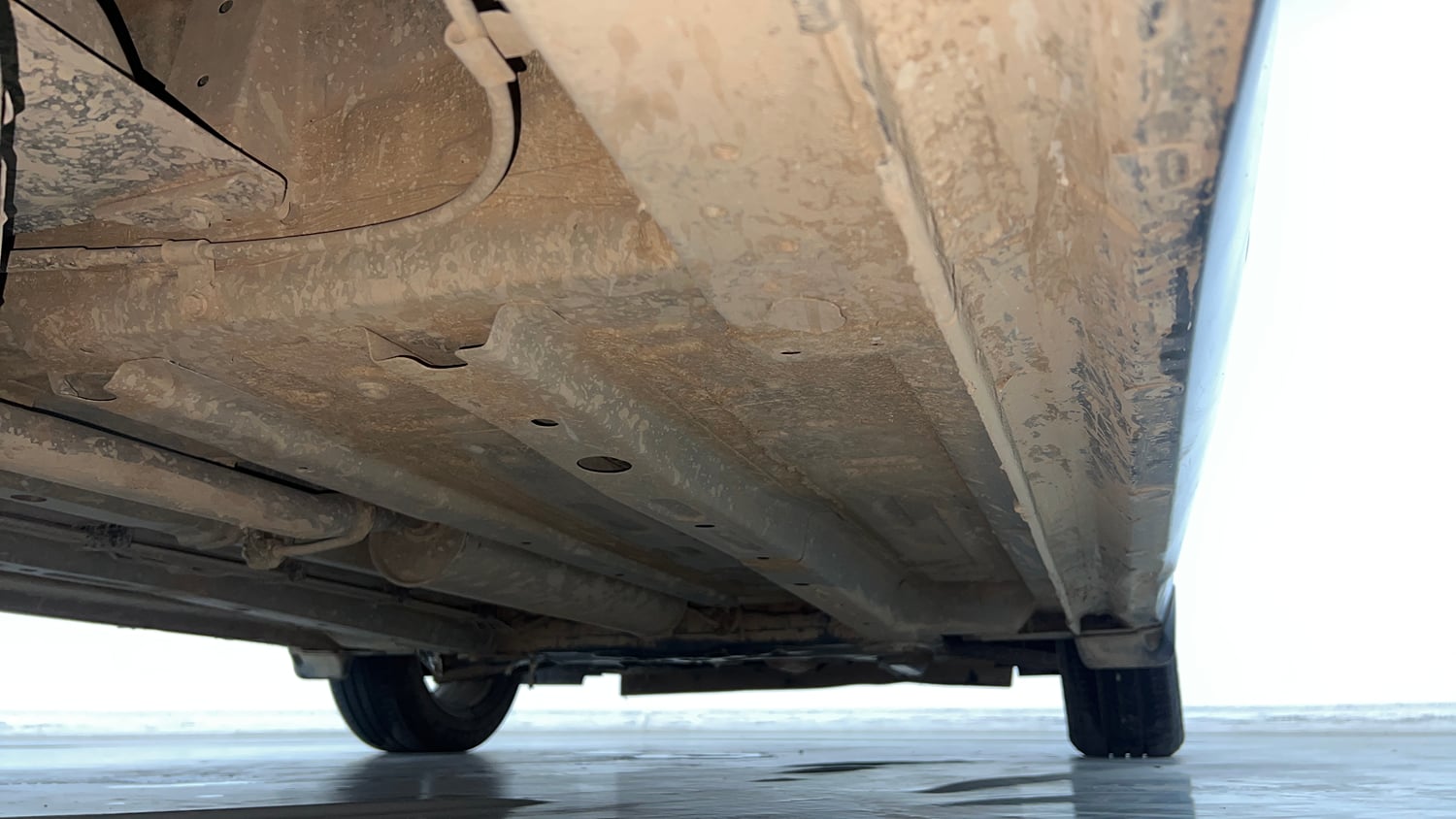 Used 2025 Tata Altroz XZA Petrol Petrol Automatic extra REAR RIGHT UNDERBODY VIEW