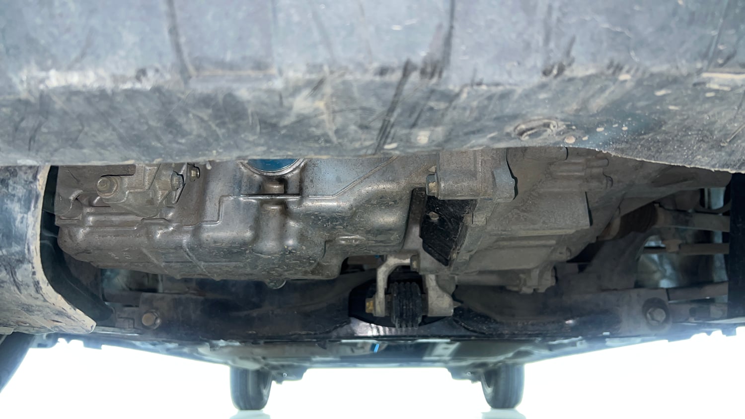 Used 2017 Honda City V Petrol Petrol Manual extra FRONT LEFT UNDERBODY VIEW