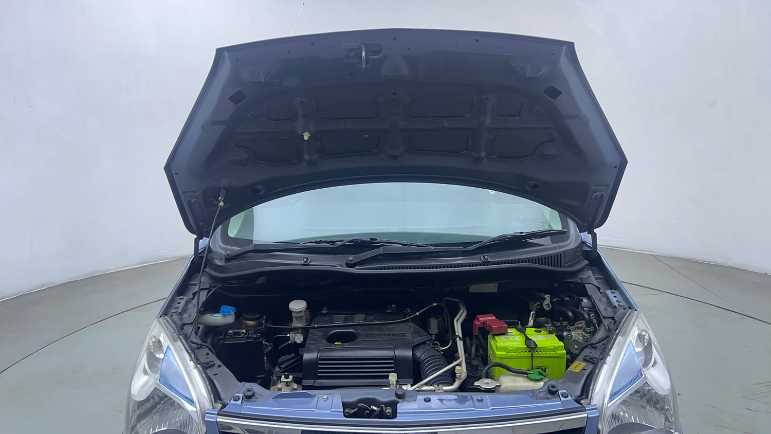 Used 2018 Maruti Suzuki Wagon R LXI CNG Cng Manual engine ENGINE & BONNET OPEN FRONT VIEW