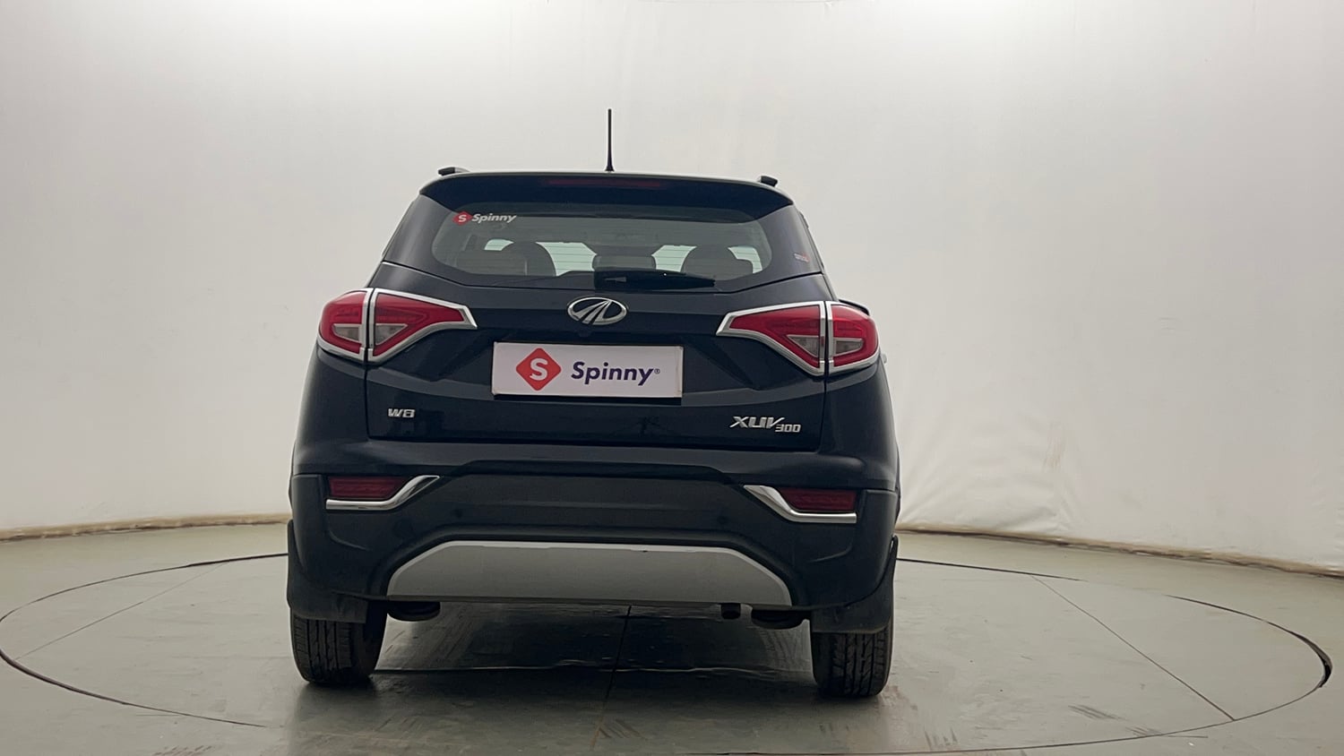 Used 2022 Mahindra XUV 300 W8 (O) 1.2 Petrol Petrol Manual exterior BACK VIEW