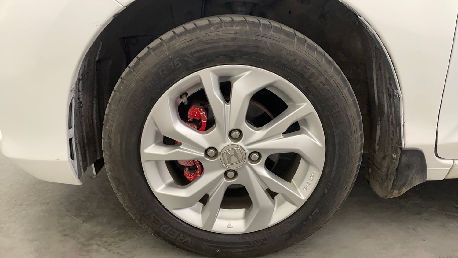 Used 2020 Honda Amaze 1.5 VX MT Diesel Diesel Manual tyres LEFT FRONT TYRE RIM VIEW