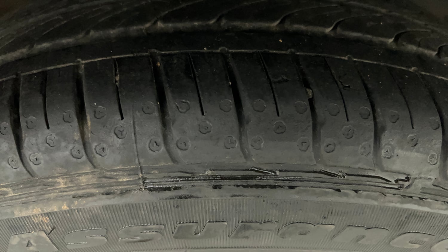 Used 2024 Hyundai Grand i10 Nios Sportz 1.2 Hy-CNG Duo Cng Manual tyres RIGHT FRONT TYRE TREAD VIEW
