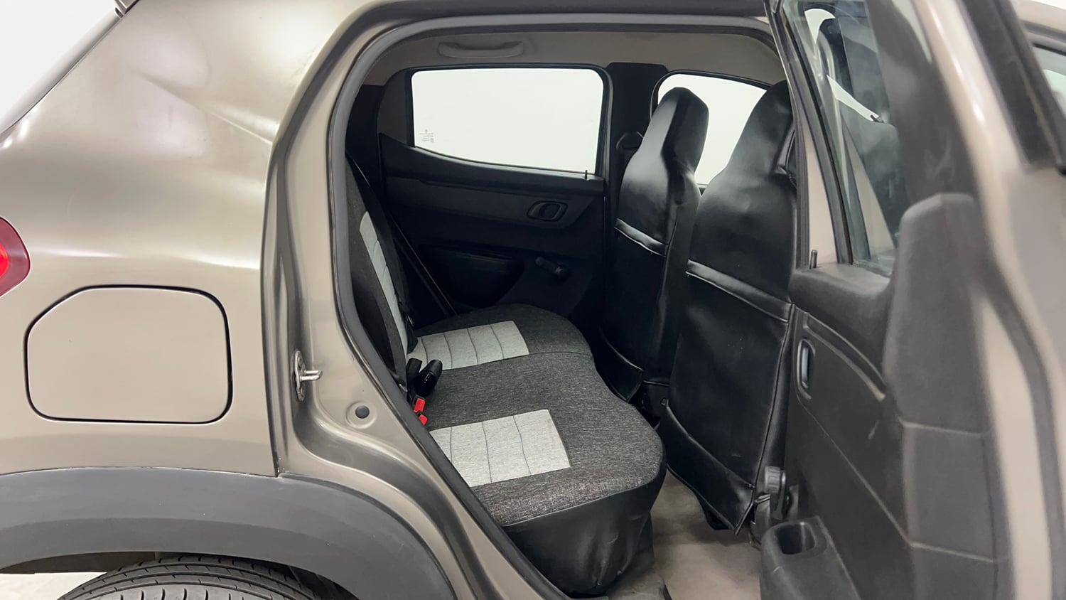 Used 2019 Renault Kwid RXL Petrol Manual interior RIGHT SIDE REAR DOOR CABIN VIEW