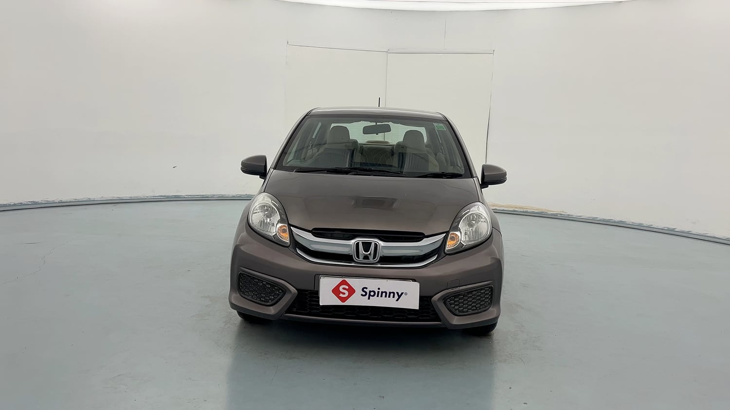 Used 2016 Honda Amaze 1.2 SX i-VTEC Petrol Manual exterior FRONT VIEW