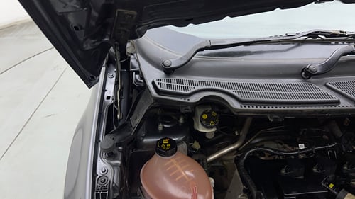 Used 2020 Ford EcoSport Ambiente 1.5L Ti-VCT Petrol Manual engine ENGINE RIGHT SIDE HINGE & APRON VIEW