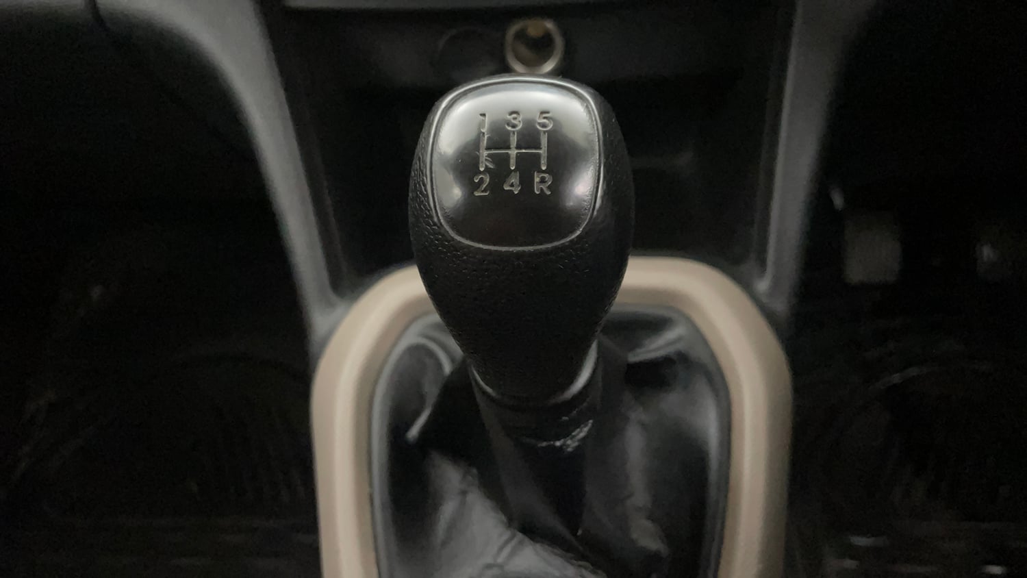 Used 2014 Hyundai Grand i10 Magna 1.2 Kappa VTVT Petrol Manual interior GEAR  KNOB VIEW
