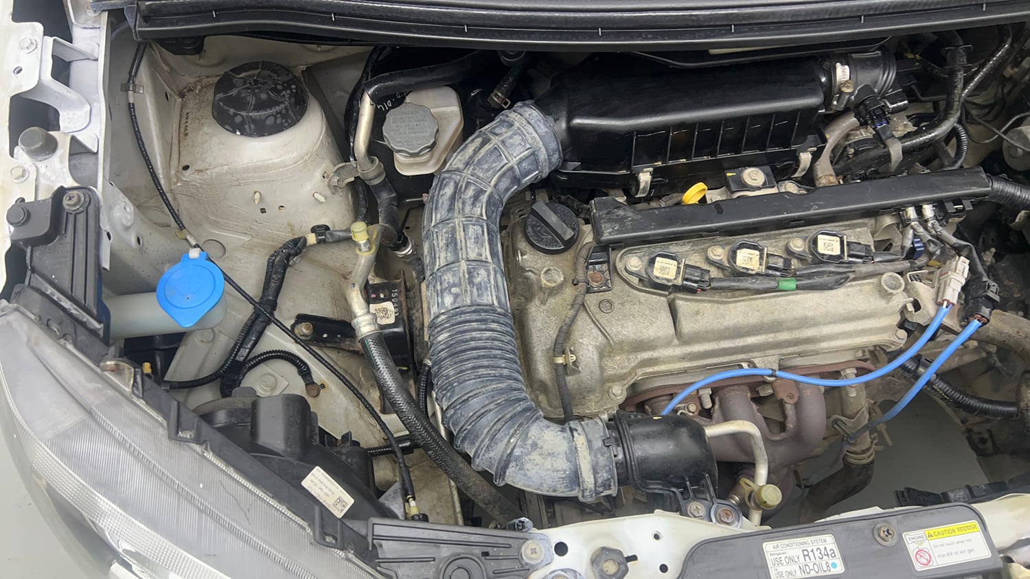 Used 2019 Maruti Suzuki Wagon R 1.0 LXi 1.0 Petrol Manual engine ENGINE RIGHT SIDE VIEW