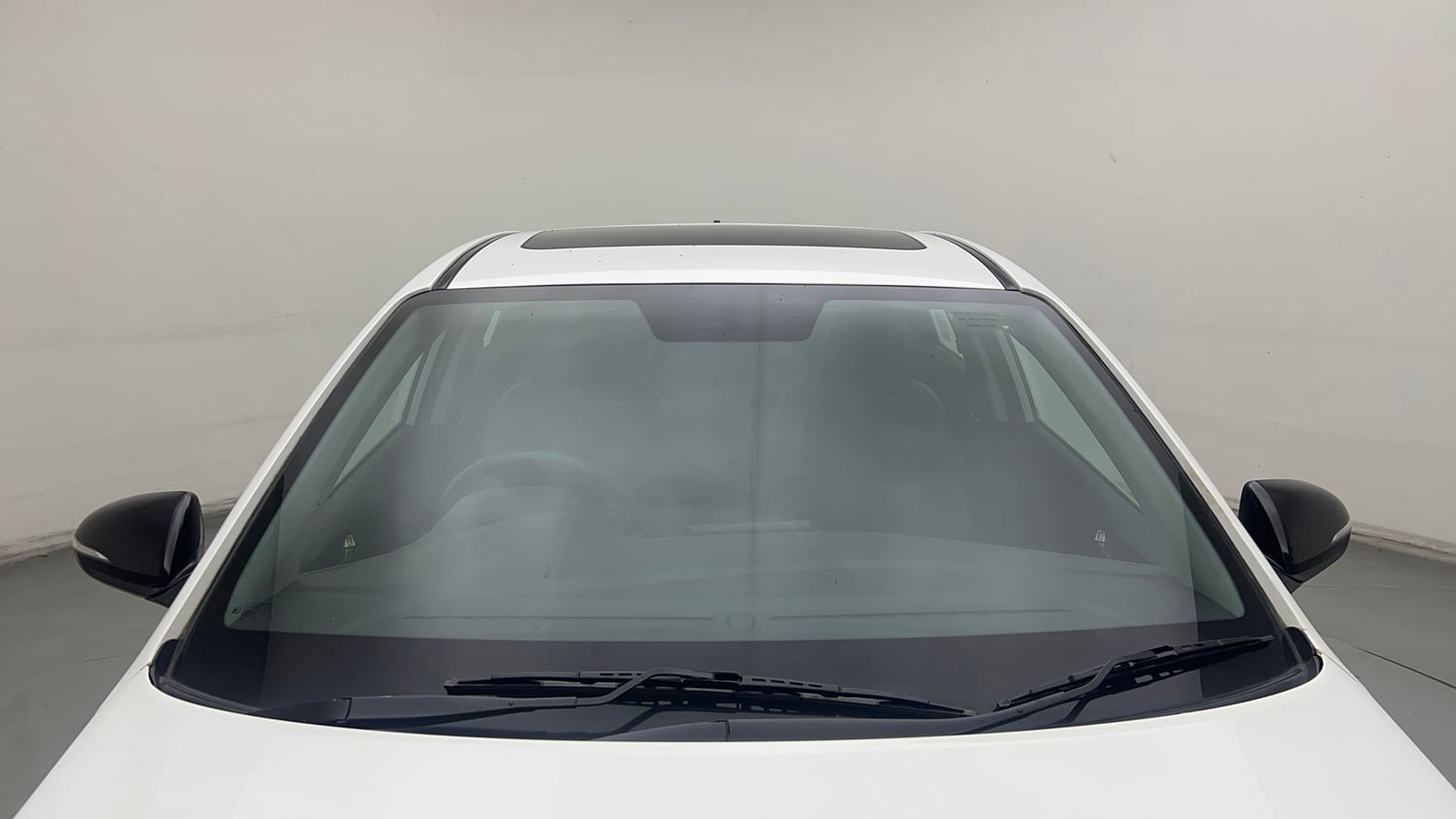 Used 2021 Hyundai Verna SX (O) 1.0 Turbo DCT Petrol Automatic exterior FRONT WINDSHIELD VIEW