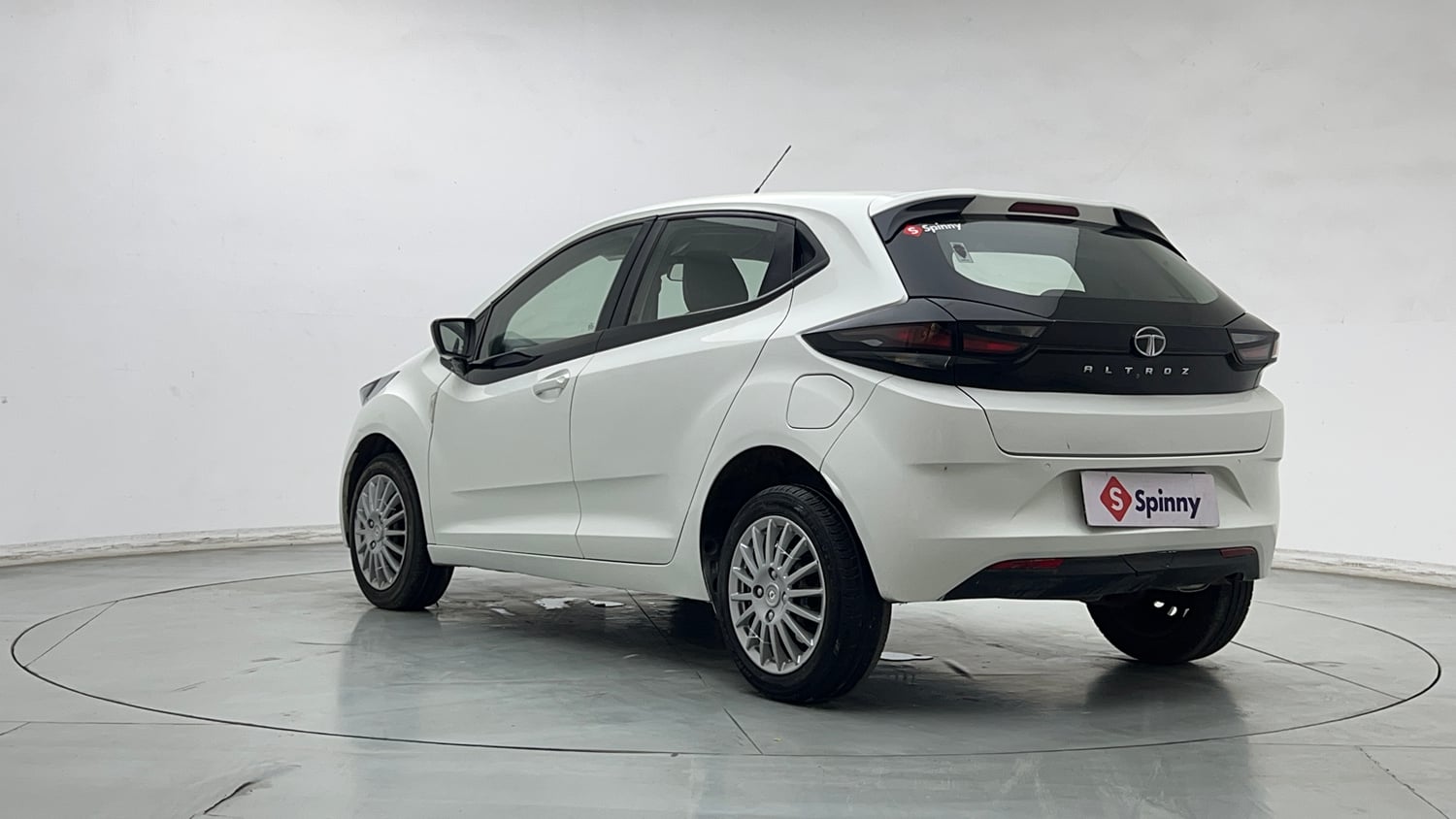 Used 2021 Tata Altroz XT Petrol Petrol Manual exterior LEFT REAR CORNER VIEW