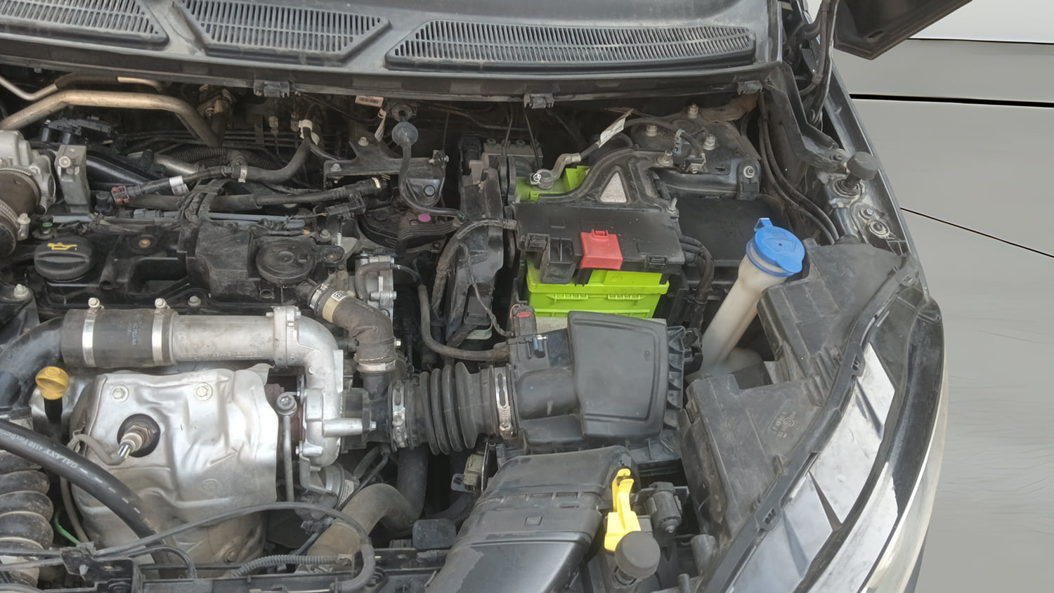 Used 2020 Ford EcoSport Titanium 1.5L TDCi Diesel Manual engine ENGINE LEFT SIDE VIEW