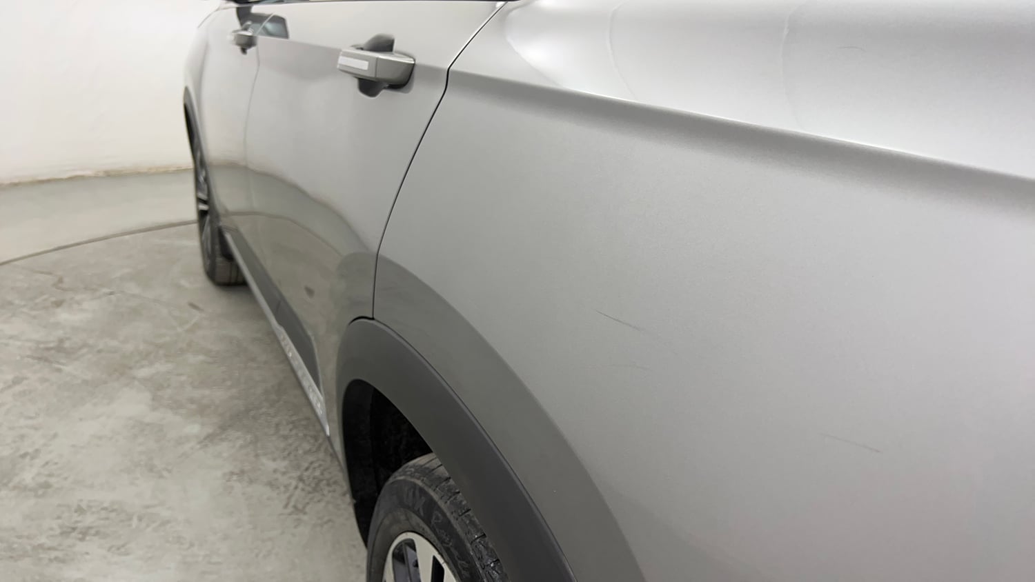 Used 2021 MG Motors Hector Plus Sharp 1.5 Petrol Turbo CVT 6-STR Petrol Automatic dents MINOR SCRATCH