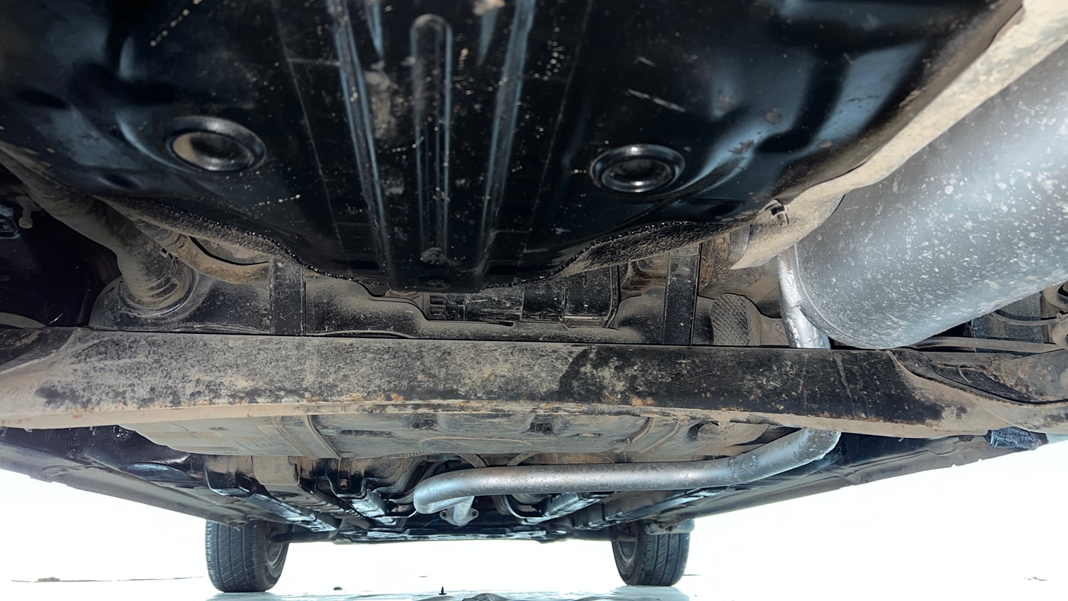 Used 2018 Hyundai Elite i20 Asta 1.2 (O) Petrol Manual extra REAR UNDERBODY VIEW (TAKEN FROM REAR)