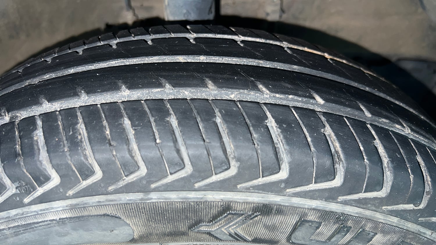 Used 2023 Maruti Suzuki Alto K10 VXi S-CNG Cng Manual tyres RIGHT FRONT TYRE TREAD VIEW