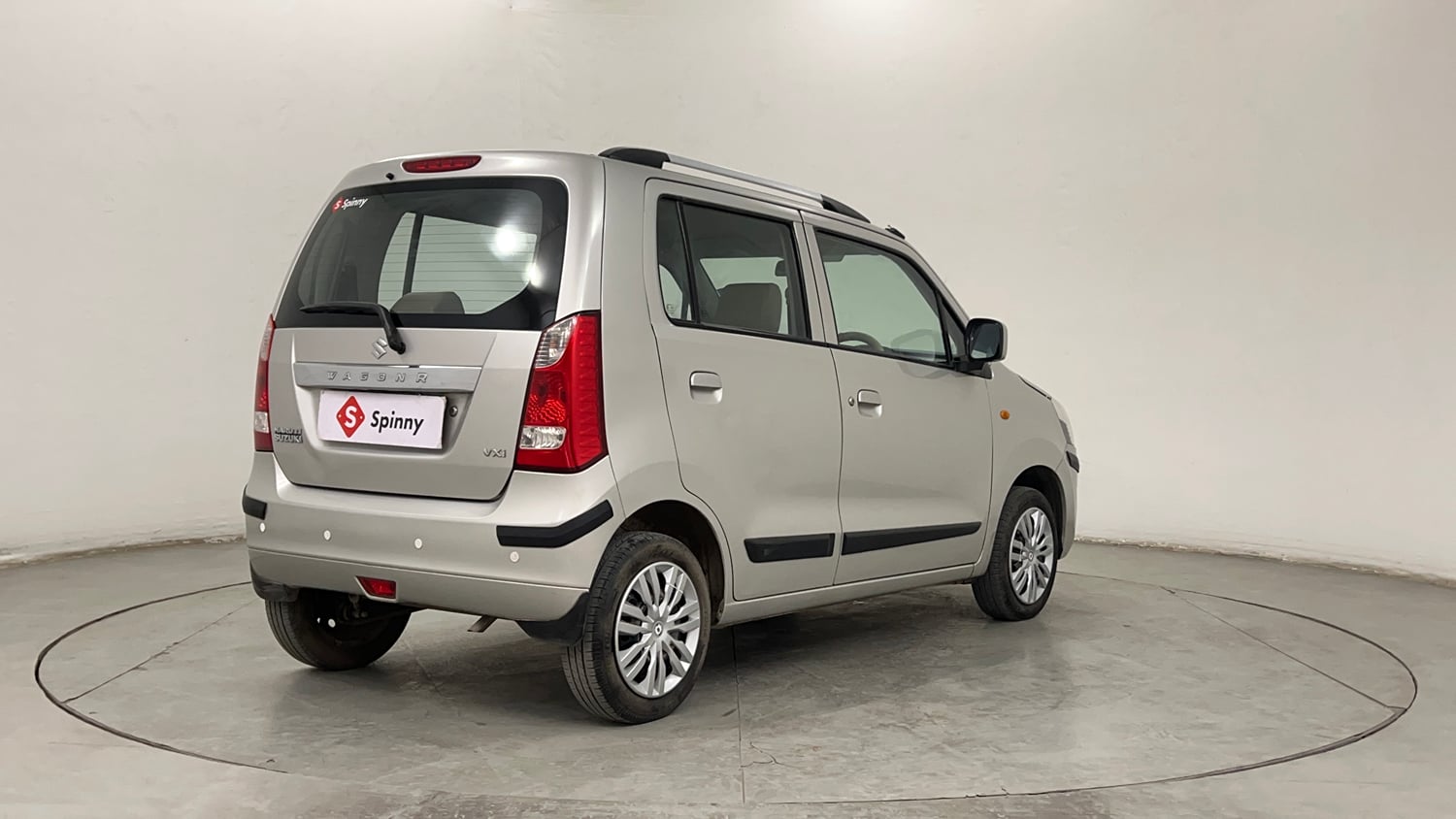 Used 2015 Maruti Suzuki Wagon R VXI Petrol Manual exterior RIGHT REAR CORNER VIEW