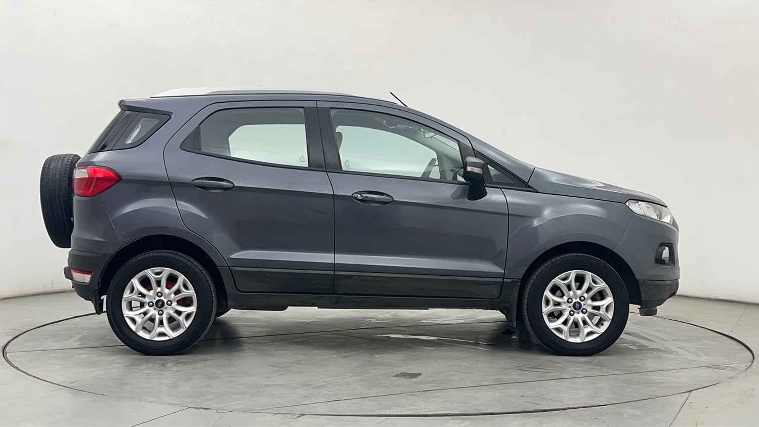 Used 2017 Ford EcoSport Titanium 1.5L Ti-VCT AT Petrol Automatic exterior RIGHT SIDE VIEW
