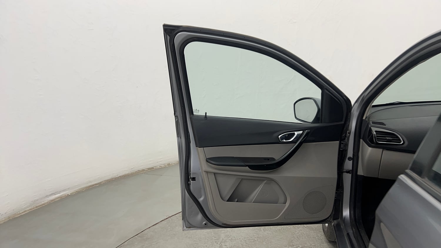 Used 2018 Tata Tiago Revotron XZ Petrol Manual interior LEFT FRONT DOOR OPEN VIEW