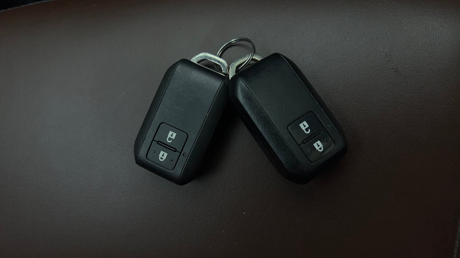 Used 2023 Maruti Suzuki Brezza ZXi AT Petrol Automatic extra CAR KEY VIEW
