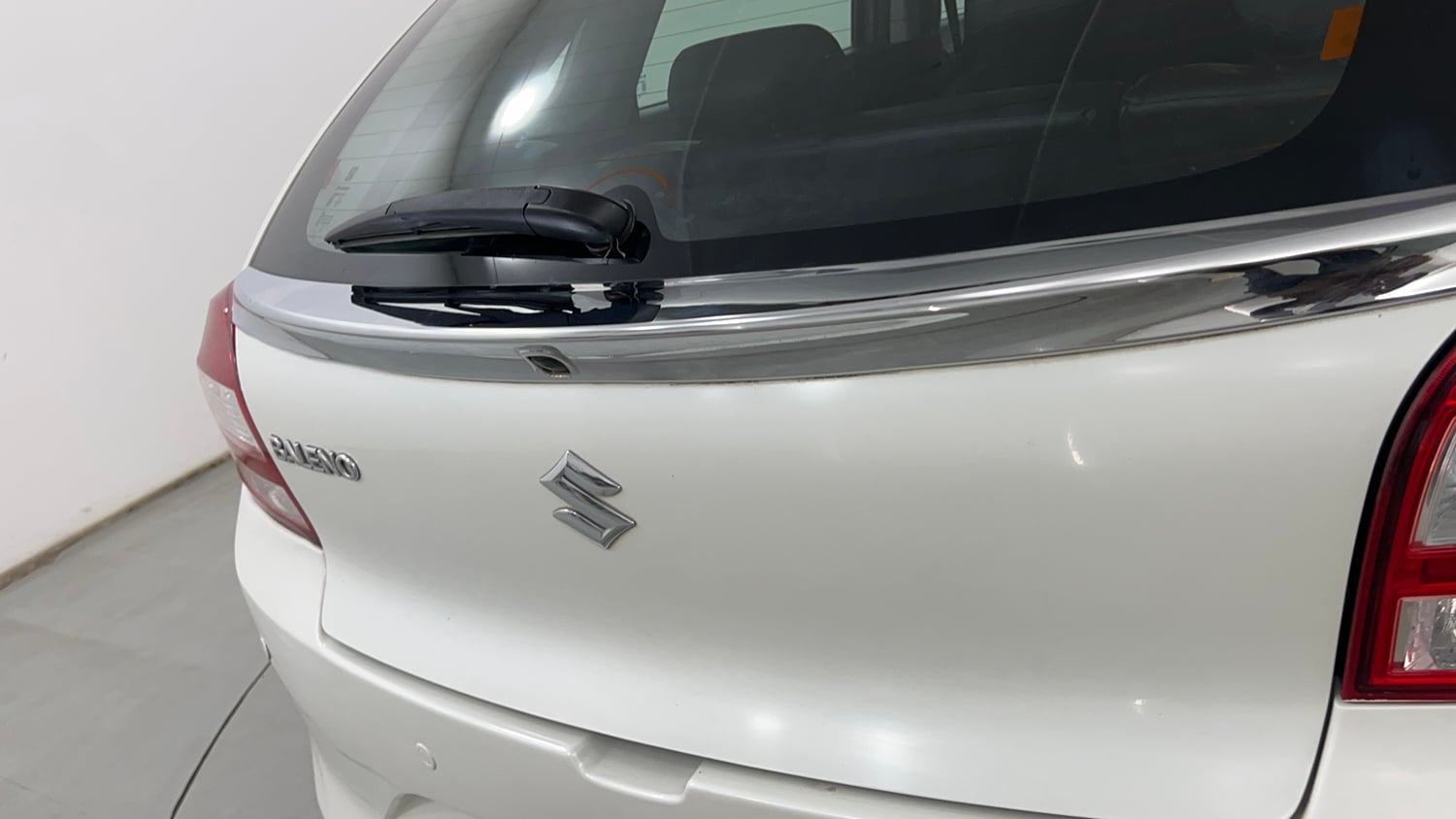 Used 2016 Maruti Suzuki Baleno Alpha 1.2 Petrol Manual dents MINOR SCRATCH