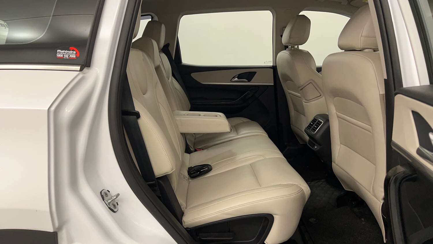 Used 2024 Mahindra XUV700 AX7 Diesel MT 7 STR Diesel Manual interior RIGHT SIDE REAR DOOR CABIN VIEW