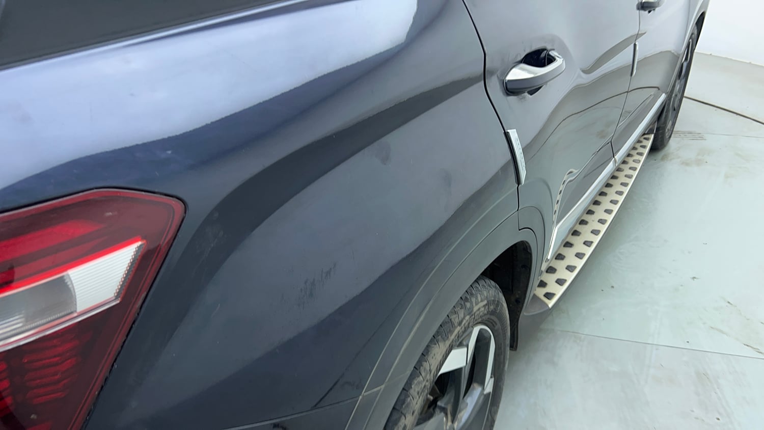 Used 2022 Hyundai Alcazar Signature (O) 7 Seater 1.5 Diesel AT Diesel Automatic dents MINOR DENT