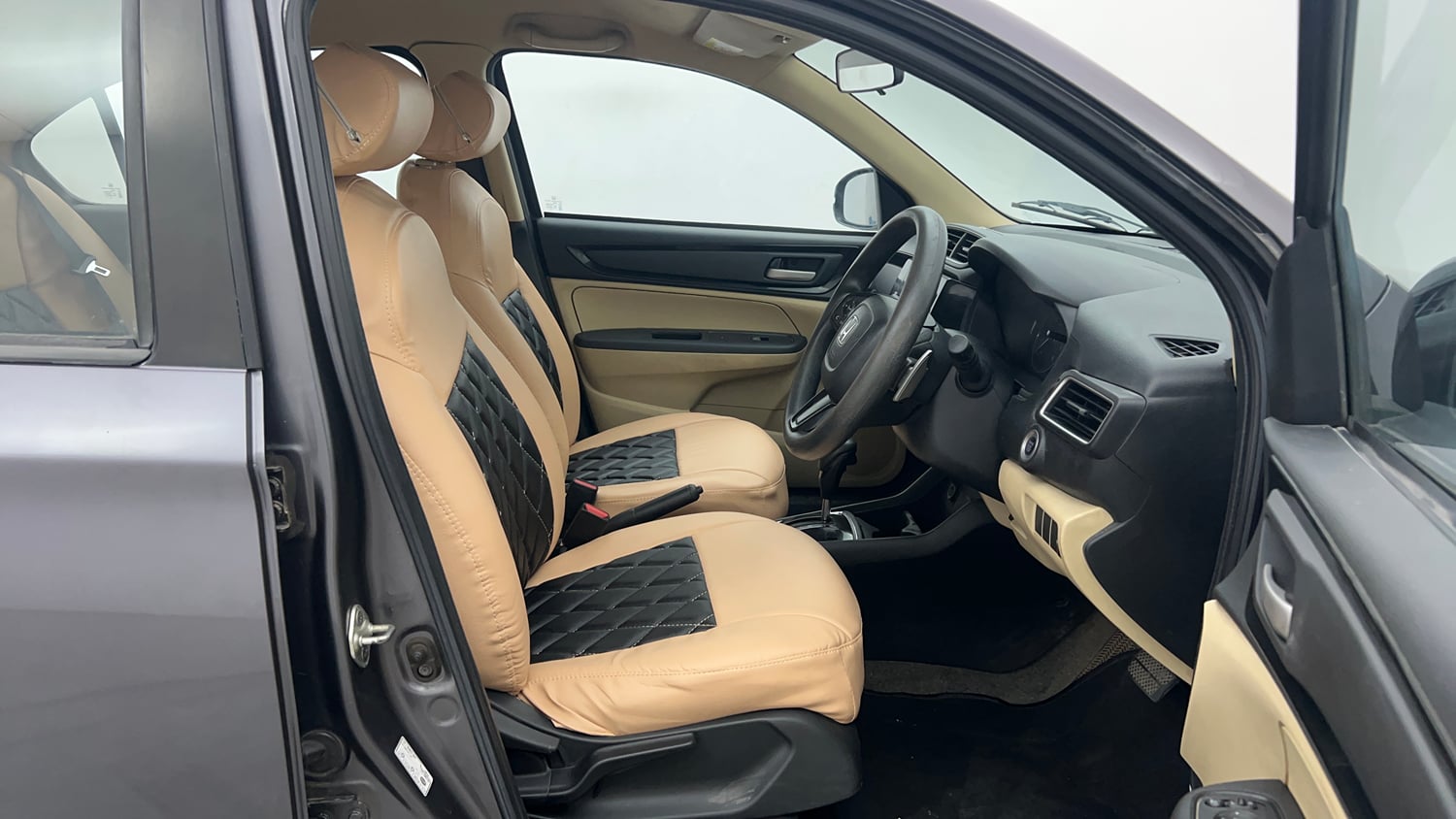 Used 2019 Honda Amaze 1.2 V CVT Petrol Petrol Automatic interior RIGHT SIDE FRONT DOOR CABIN VIEW