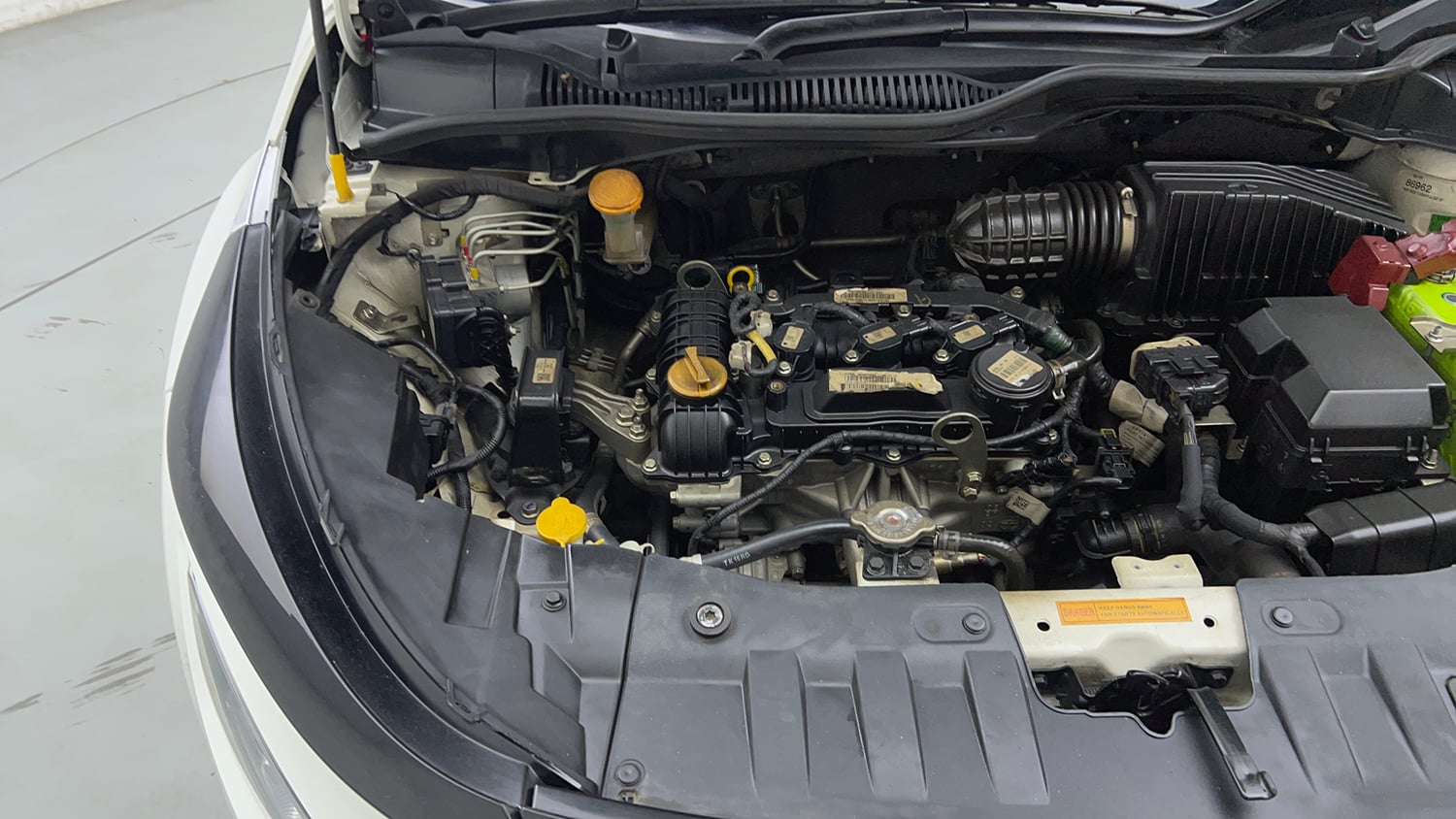 Used 2021 Tata Altroz XT Petrol Petrol Manual engine ENGINE RIGHT SIDE VIEW