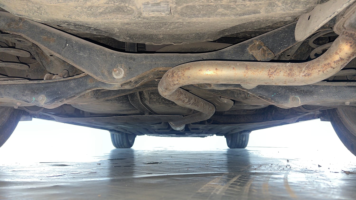 Used 2019 Honda Civic ZX CVT Petrol Petrol Automatic extra REAR UNDERBODY VIEW (TAKEN FROM REAR)