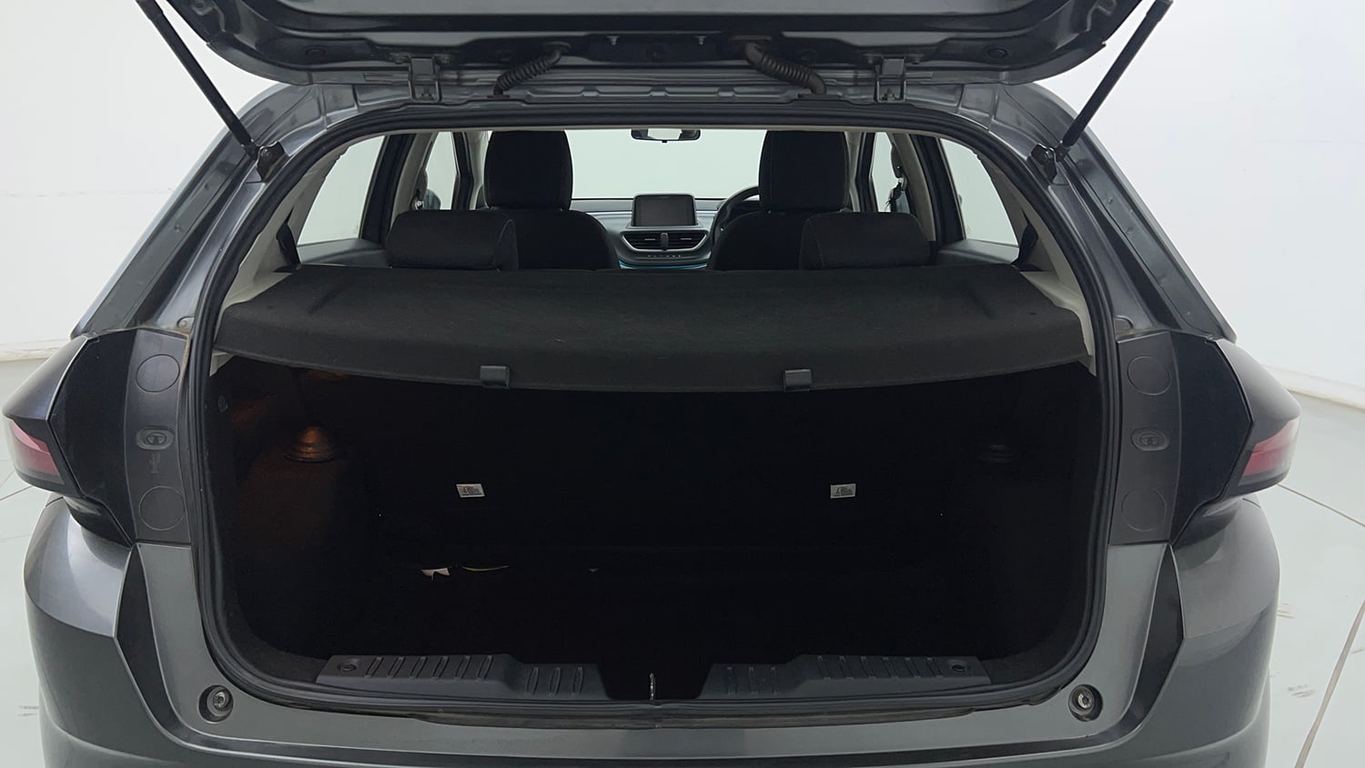 Used 2025 Tata Altroz XZA Petrol Petrol Automatic interior DICKY INSIDE VIEW