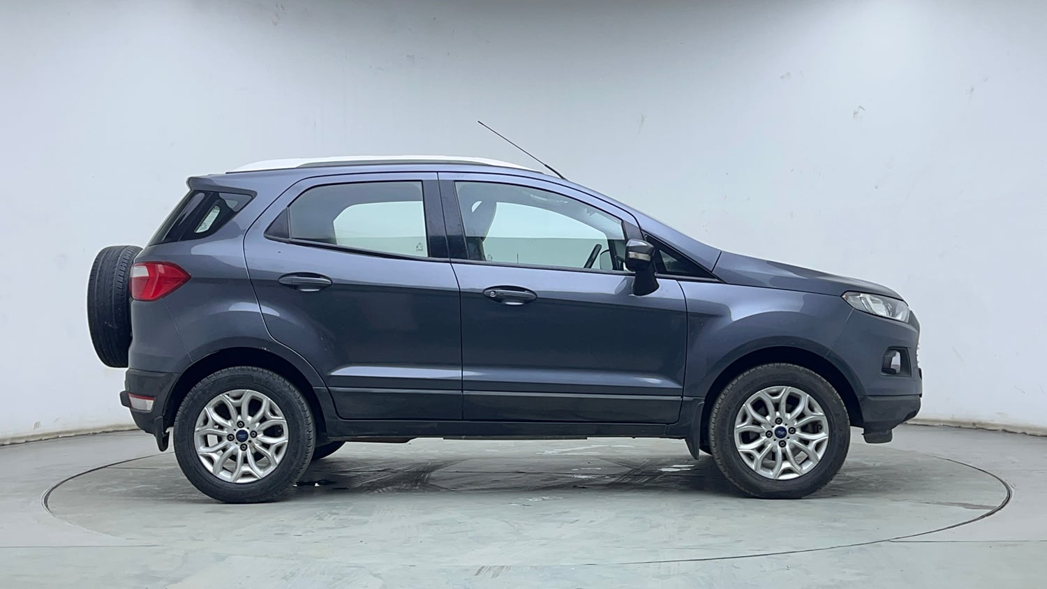 Used 2017 Ford EcoSport Titanium 1.5L Ti-VCT Petrol Manual exterior RIGHT SIDE VIEW