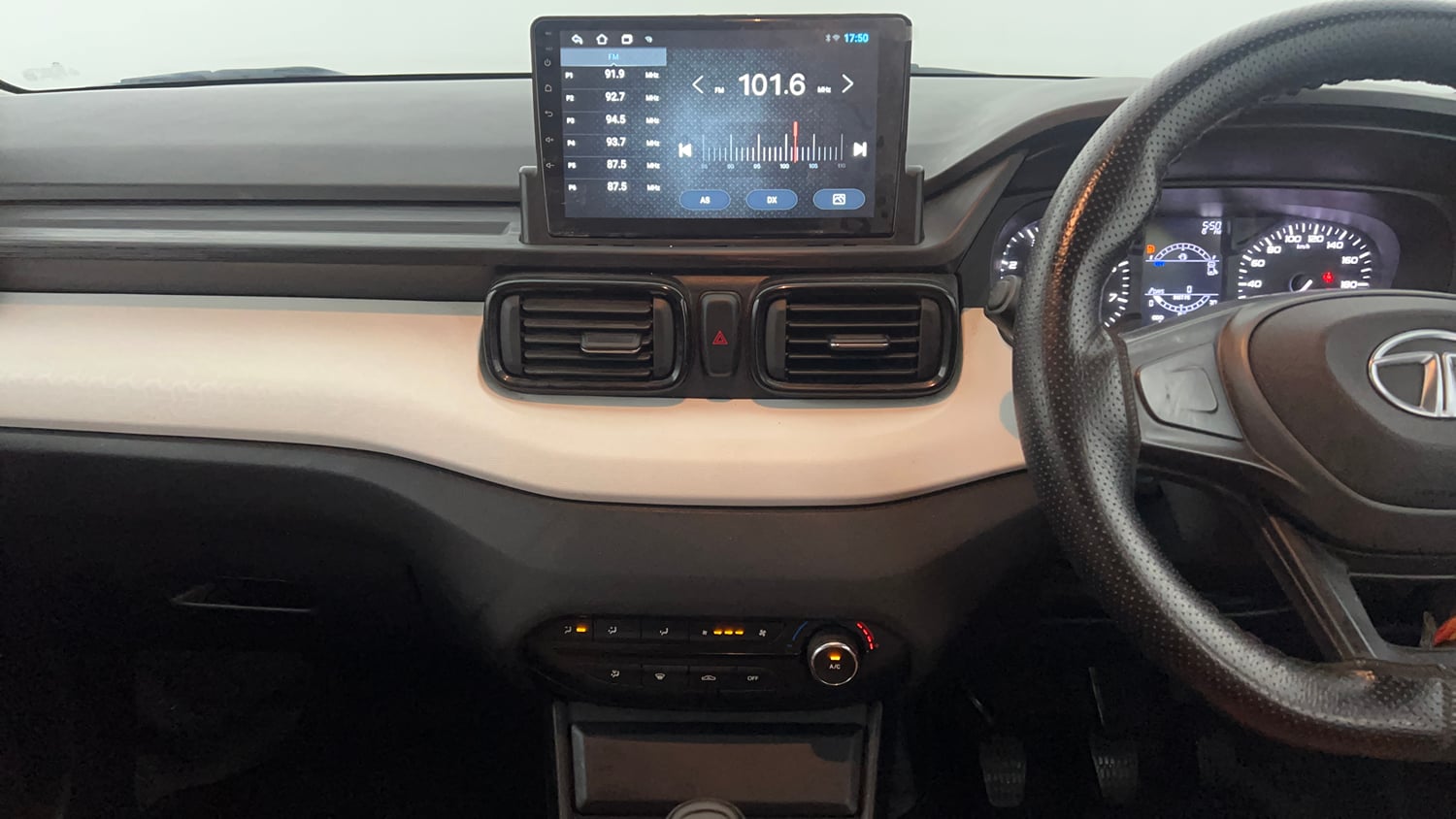 Used 2023 Tata Punch Pure MT Petrol Manual interior MUSIC SYSTEM & AC CONTROL VIEW