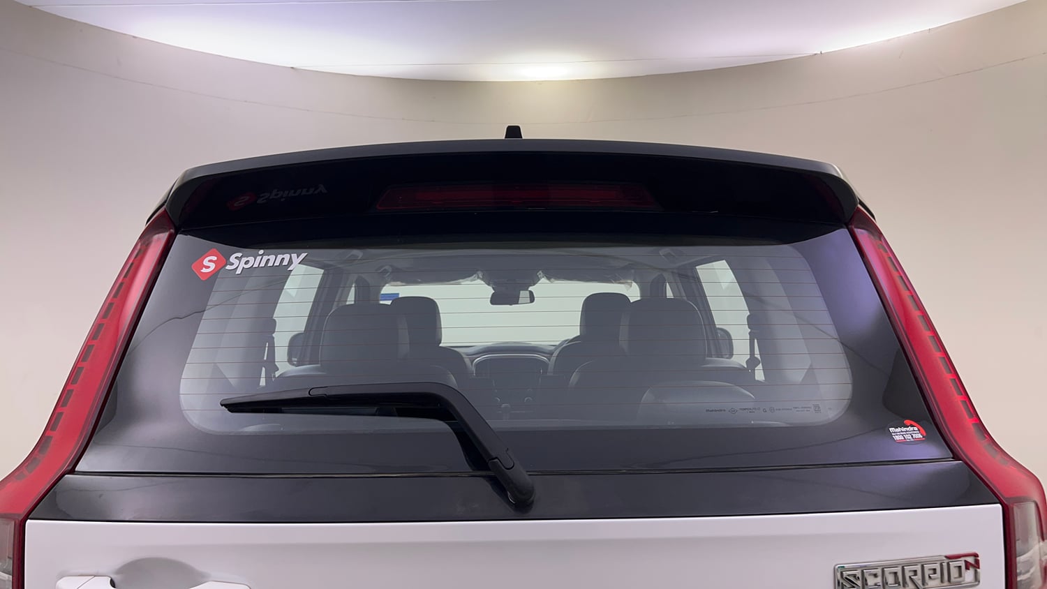 Used 2022 Mahindra Scorpio N Z8 L Petrol AT 6 STR Petrol Automatic exterior BACK WINDSHIELD VIEW