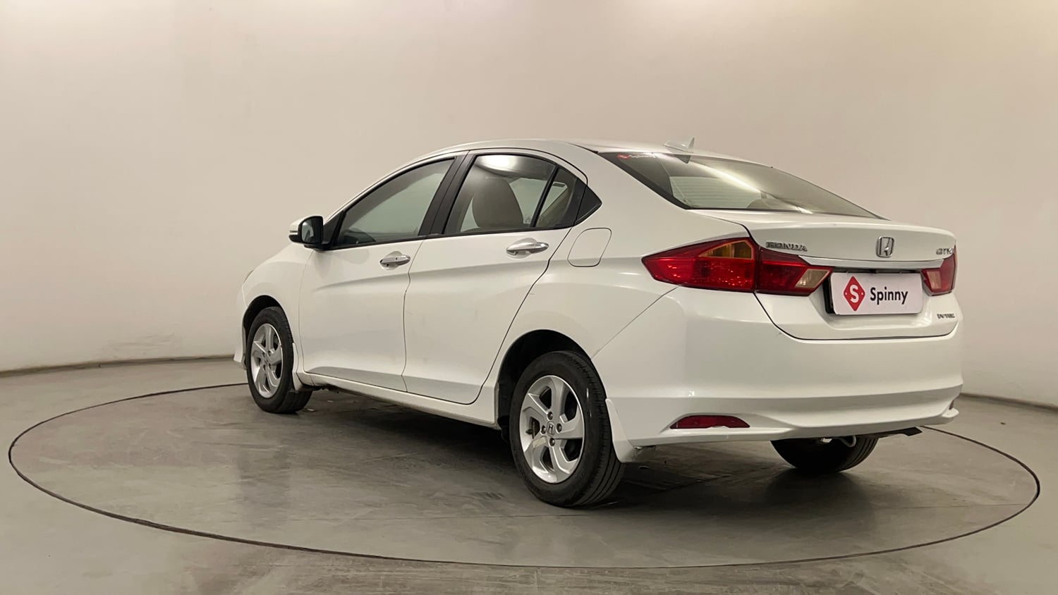 Used 2015 Honda City VX CVT Petrol Automatic exterior LEFT REAR CORNER VIEW